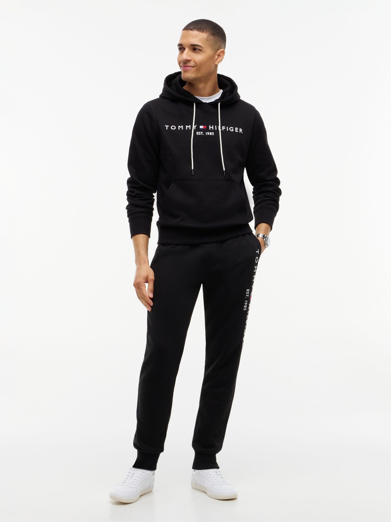 Tommy Hilfiger Embroidered Tommy Logo Hoodie