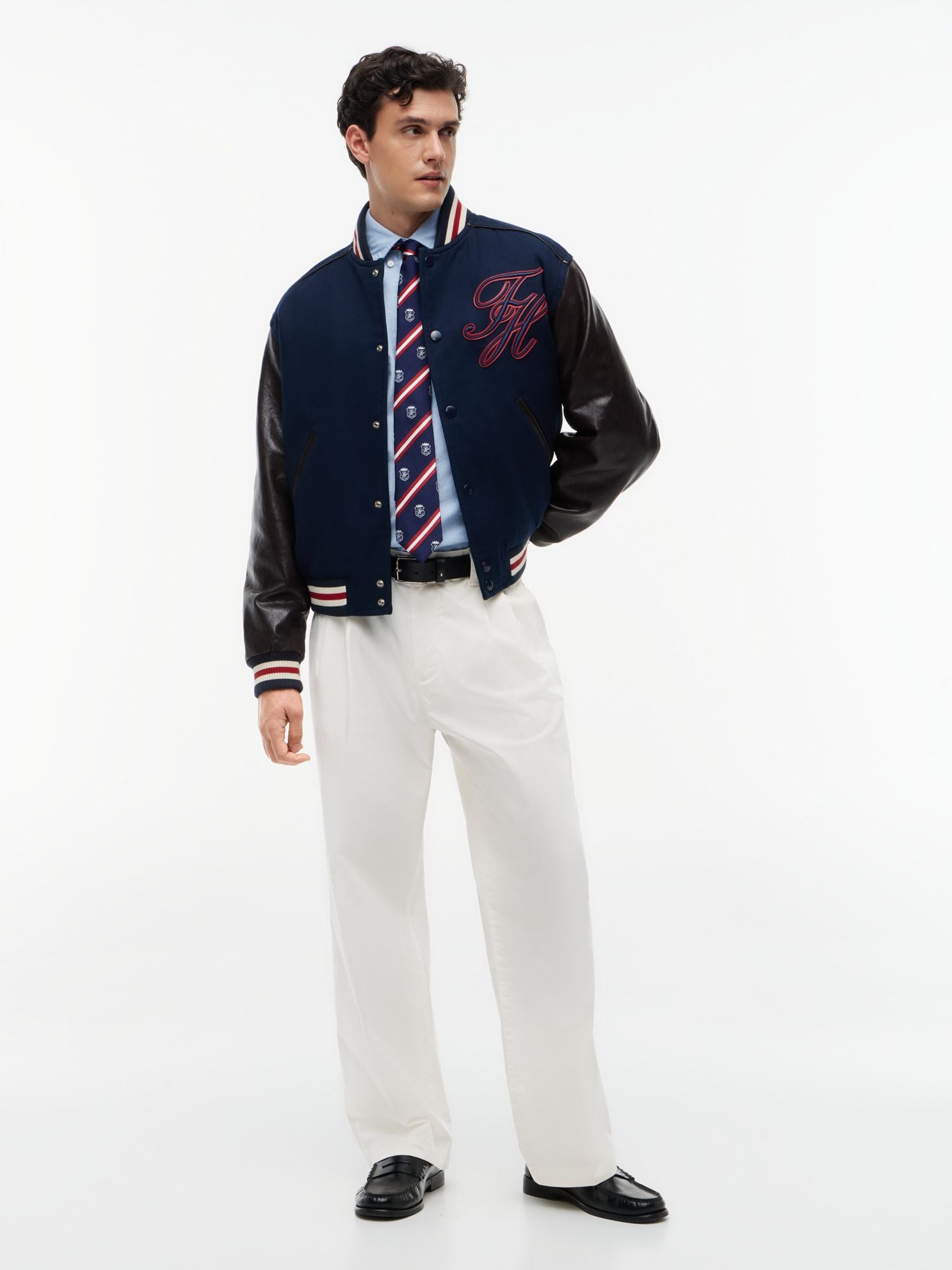 Tommy Hilfiger Loose Fit Pleated Paper-Touch Pant