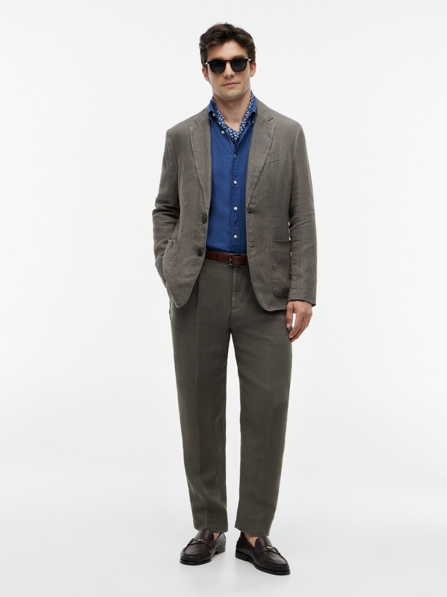 Tommy Hilfiger Garment-Dyed Linen Tapered Pant
