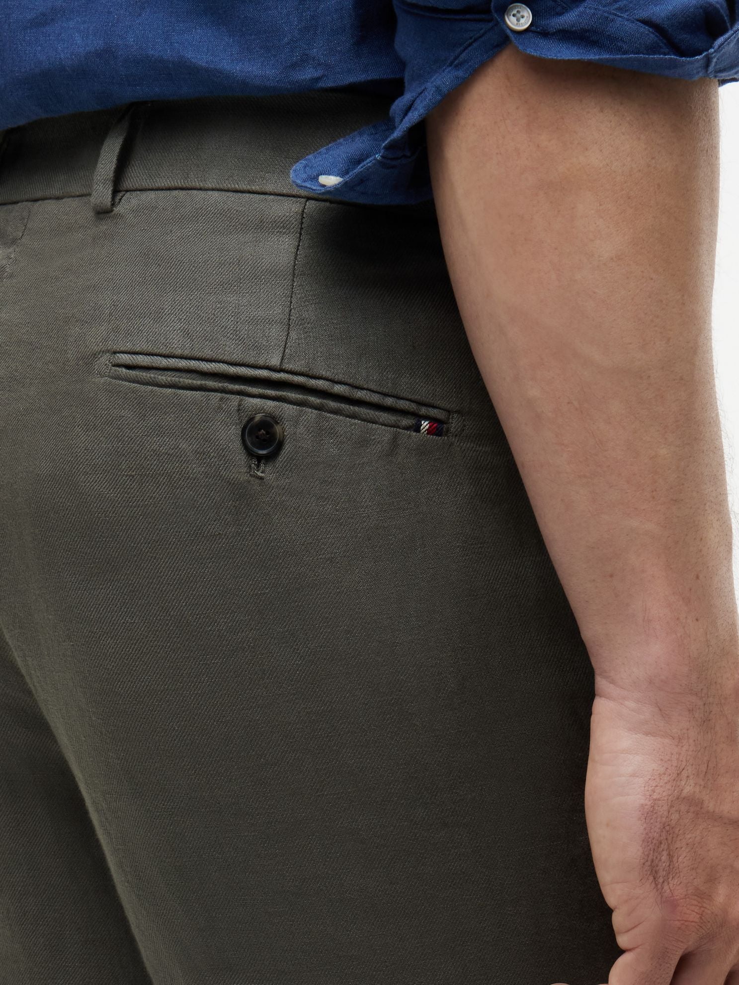 Tommy Hilfiger Garment-Dyed Linen Tapered Pant