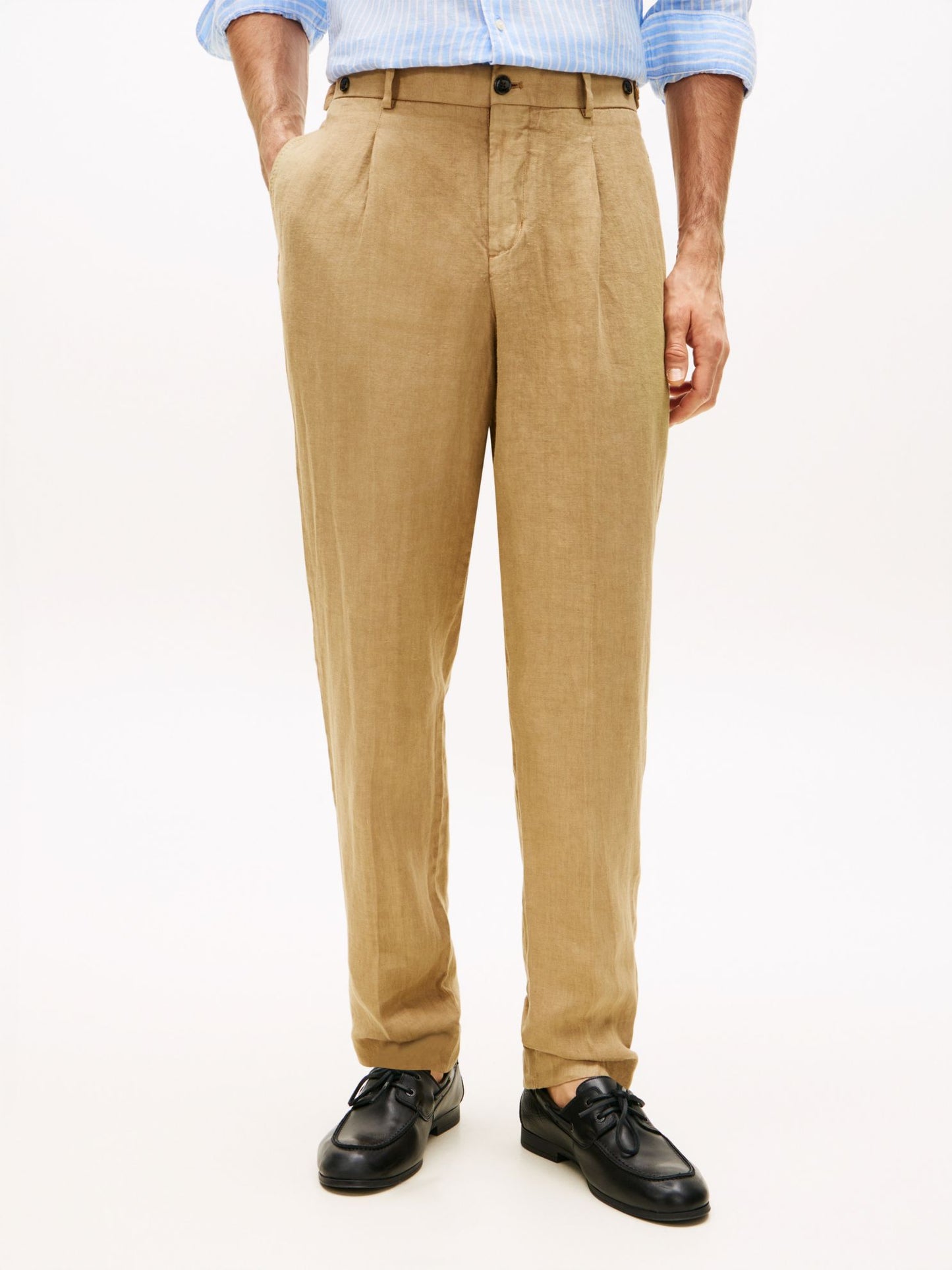 Tommy Hilfiger Garment-Dyed Linen Tapered Pant