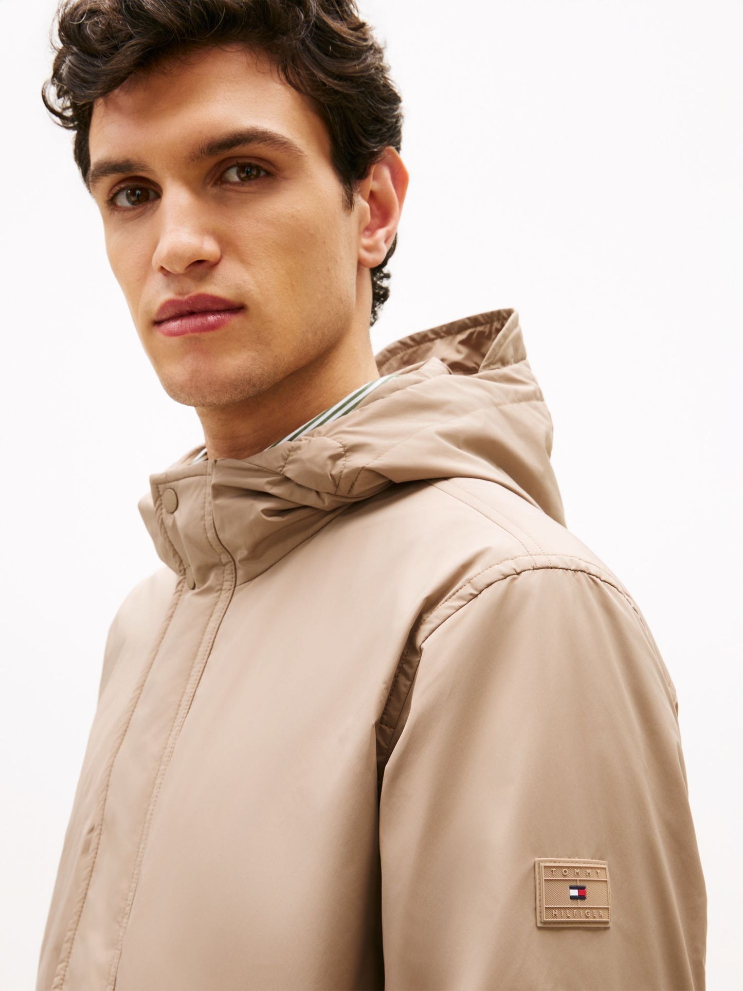 Tommy Hilfiger Water-Repellent Packable Hooded Jacket