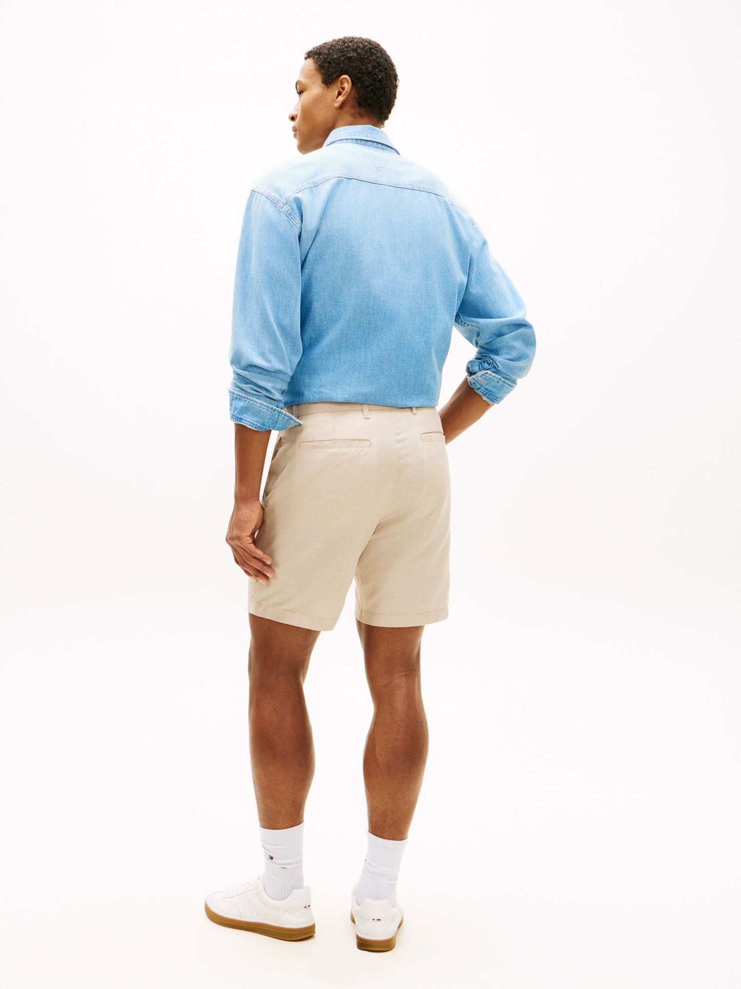 Tommy Hilfiger Regular Fit 7" Cotton-Linen Blend Short