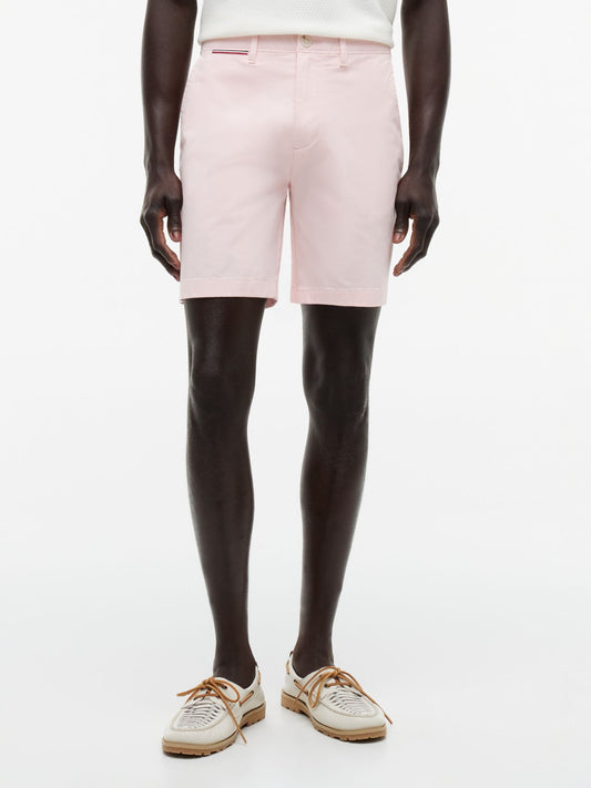 Tommy Hilfiger Regular Fit 7" Comfort Waist Tommy Short