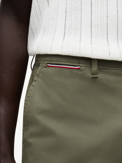 Tommy Hilfiger Regular Fit 9" Comfort Waist Tommy Short