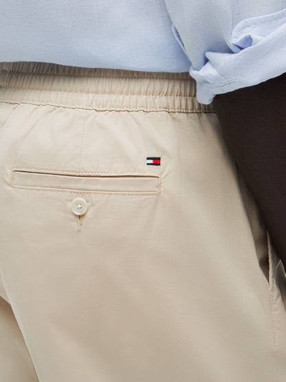 Tommy Hilfiger Regular Fit 7" Garment-Washed Short