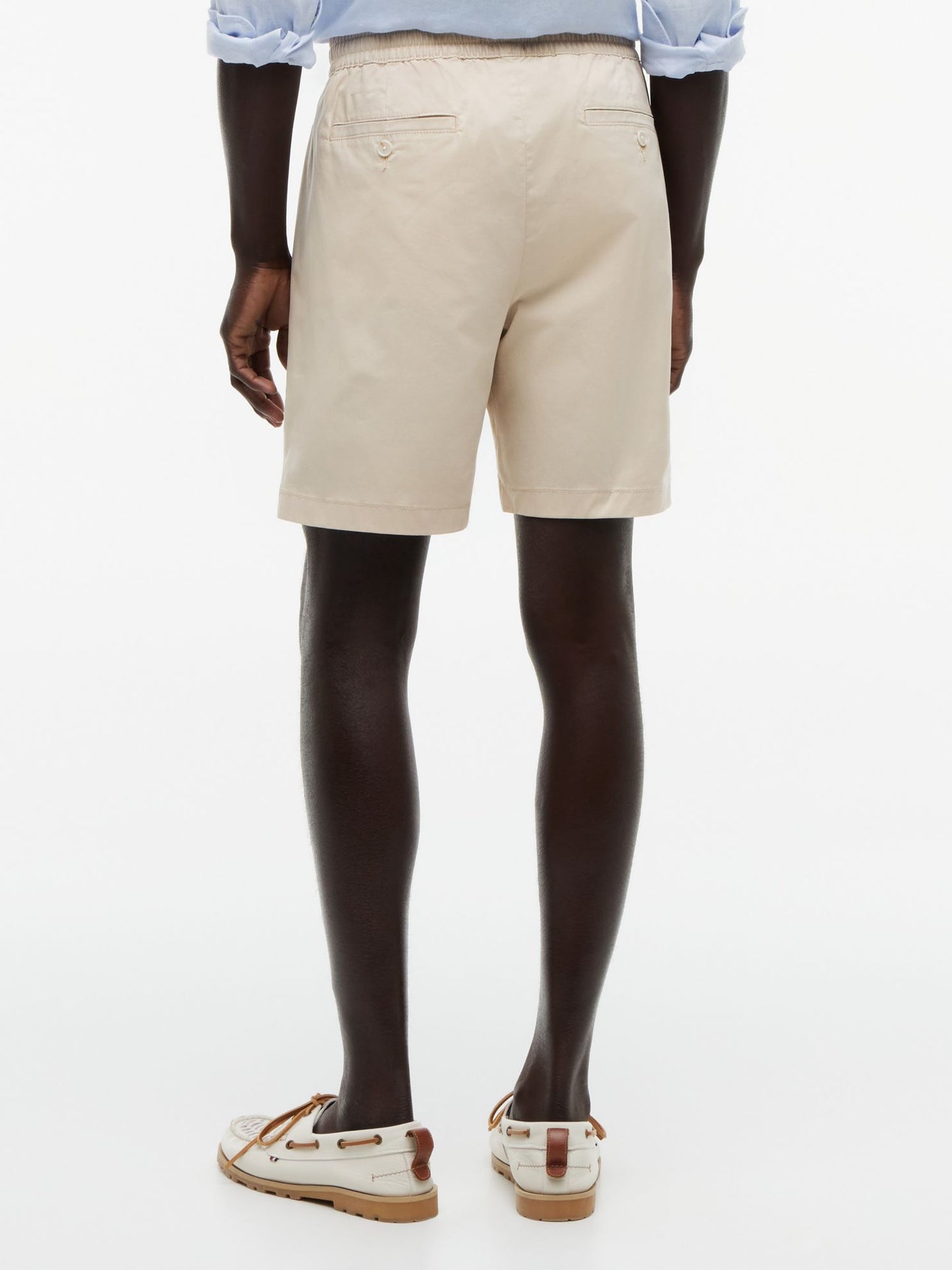Tommy Hilfiger Regular Fit 7" Garment-Washed Short