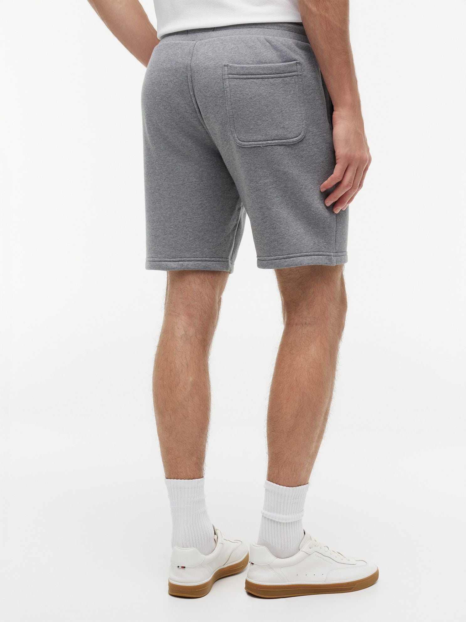 Tommy Hilfiger Regular Fit 8" Brushed Fleece Sweatshort