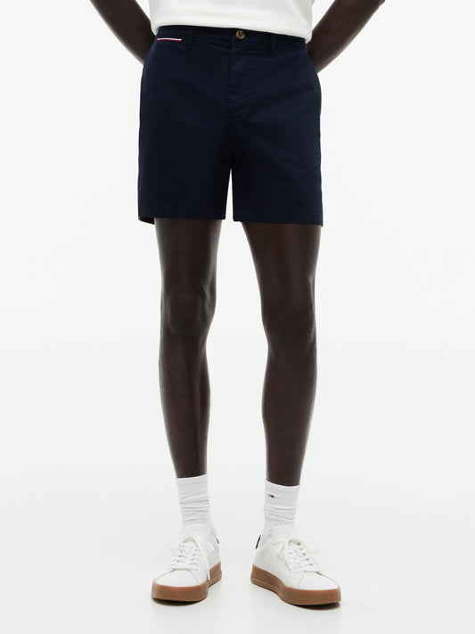 Tommy Hilfiger Regular Fit 5" Comfort Waist Tommy Short