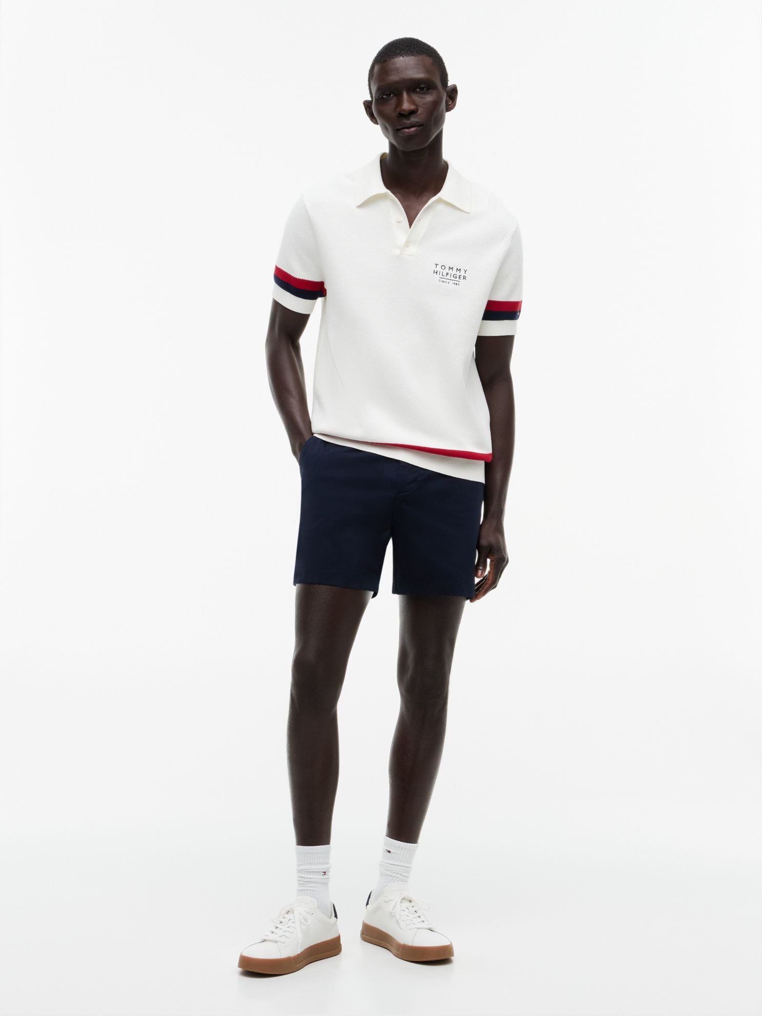 Tommy Hilfiger Regular Fit 5" Comfort Waist Tommy Short