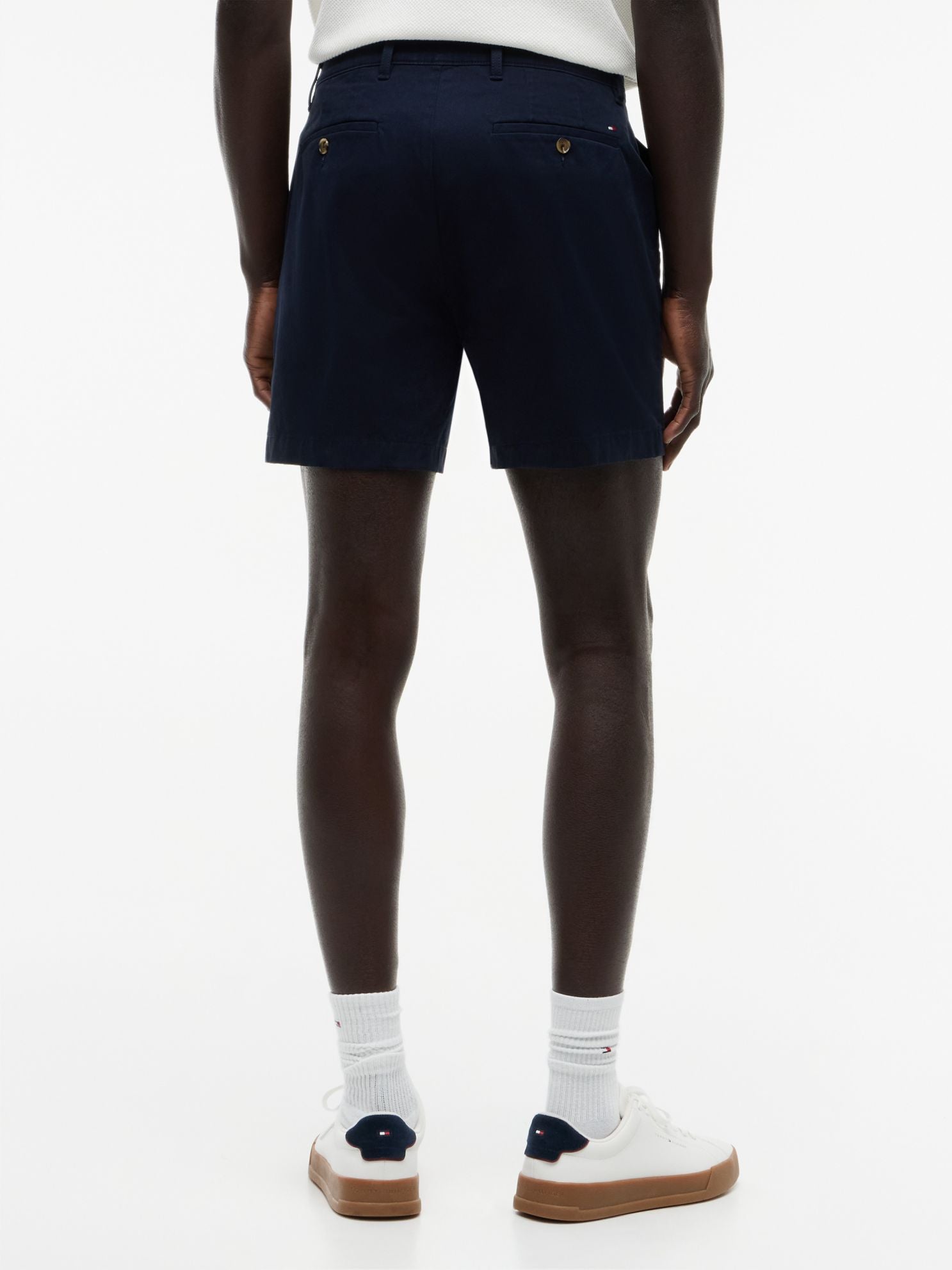Tommy Hilfiger Regular Fit 5" Comfort Waist Tommy Short