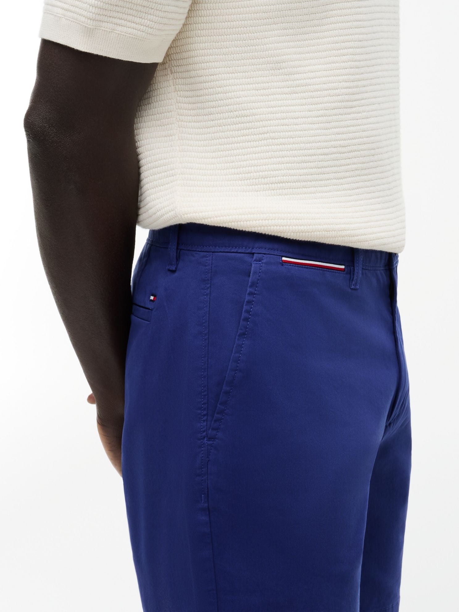 Tommy Hilfiger Regular Fit 7" Comfort Waist Tommy Short
