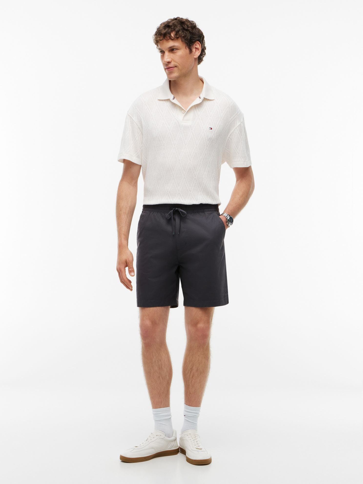 Tommy Hilfiger Regular Fit 7" Garment-Washed Short