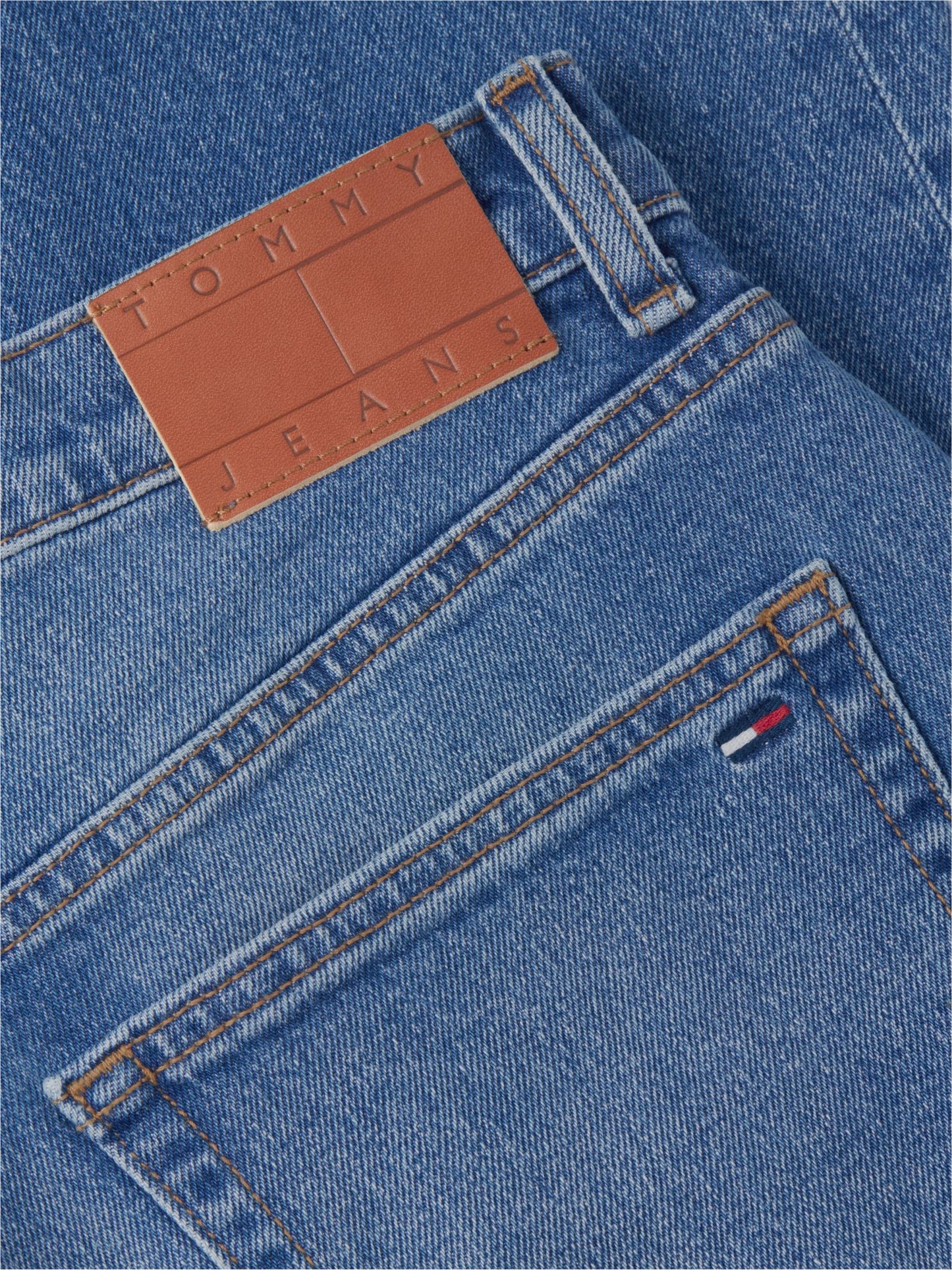 Tommy Hilfiger Tommy Jeans Tapered Straight Jean