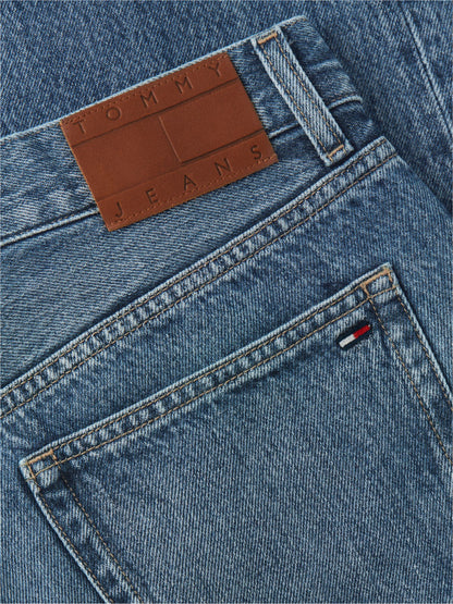Tommy Hilfiger Tommy Jeans Distressed Straight Jean