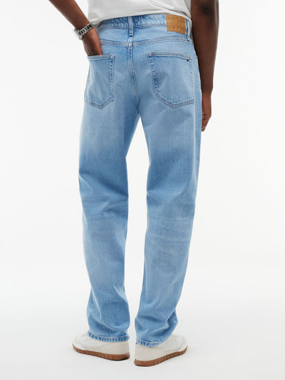 Tommy Hilfiger Tommy Jeans Tapered Straight Jean