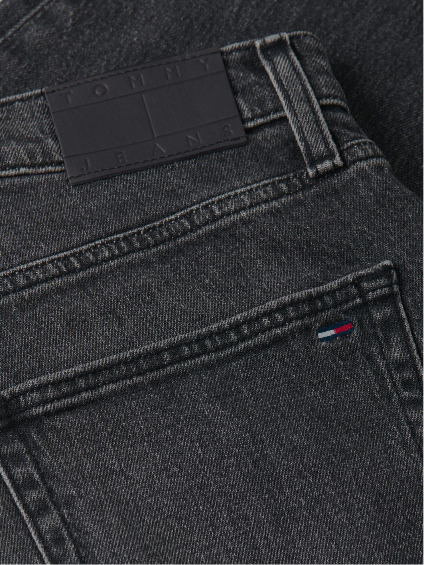 Tommy Hilfiger Tommy Jeans Relaxed Straight Jean