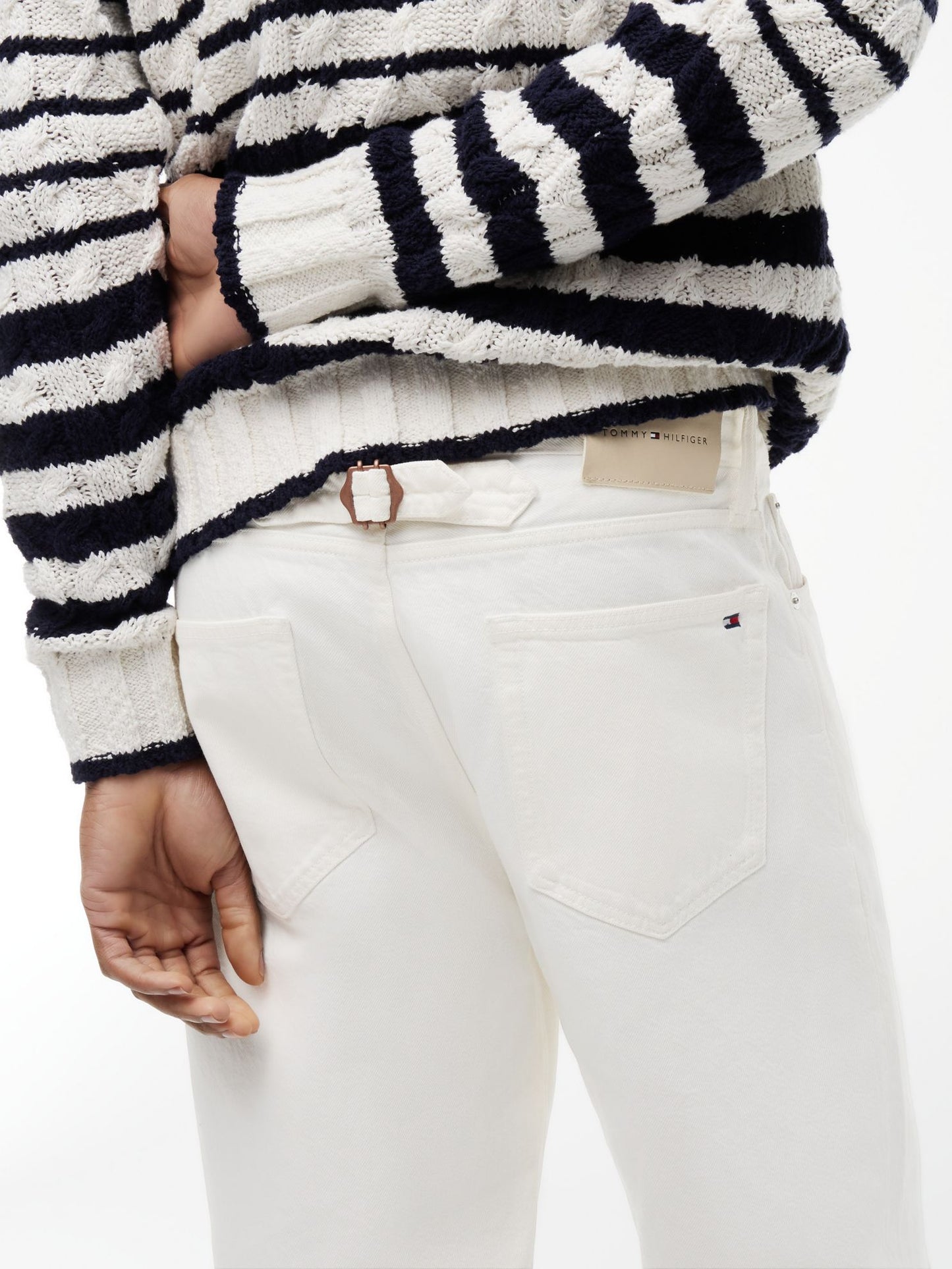 Tommy Hilfiger Garment-Dyed Loose Jean