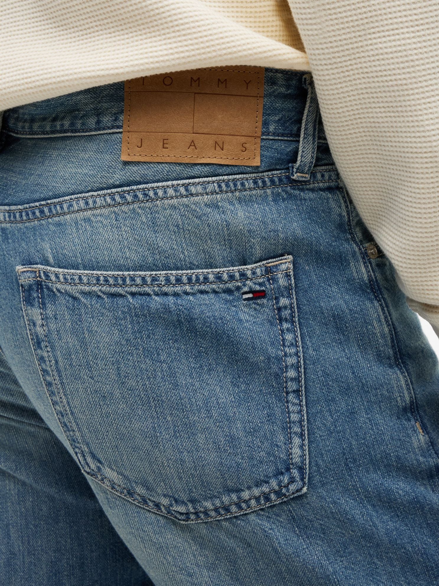 Tommy Hilfiger Tommy Jeans Linen-Blend Loose Jean