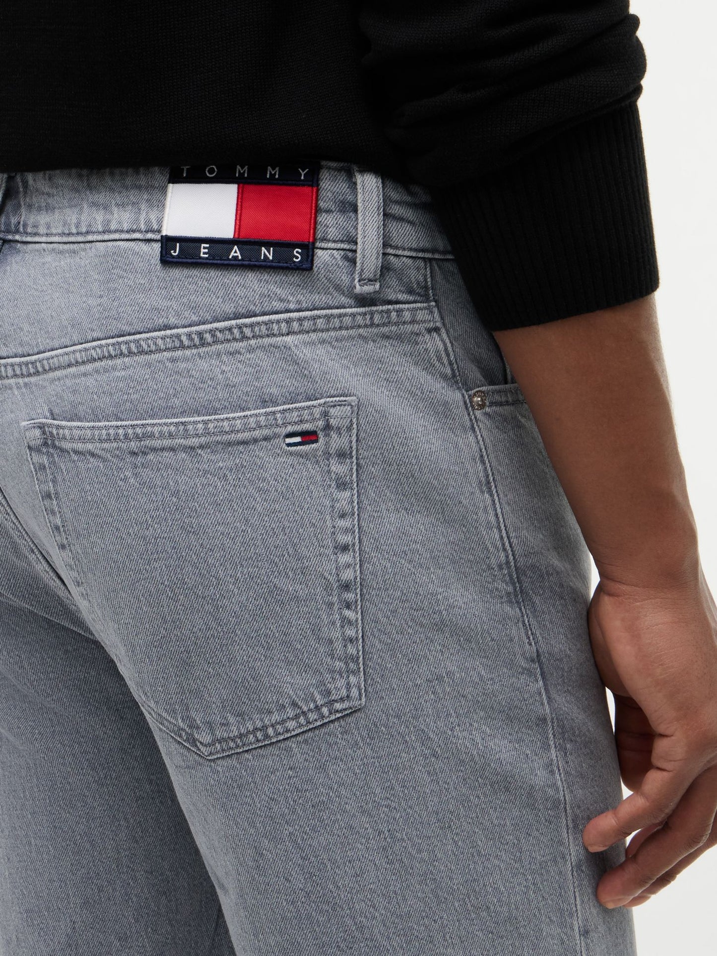 Tommy Hilfiger Tommy Jeans Tapered Straight Jean