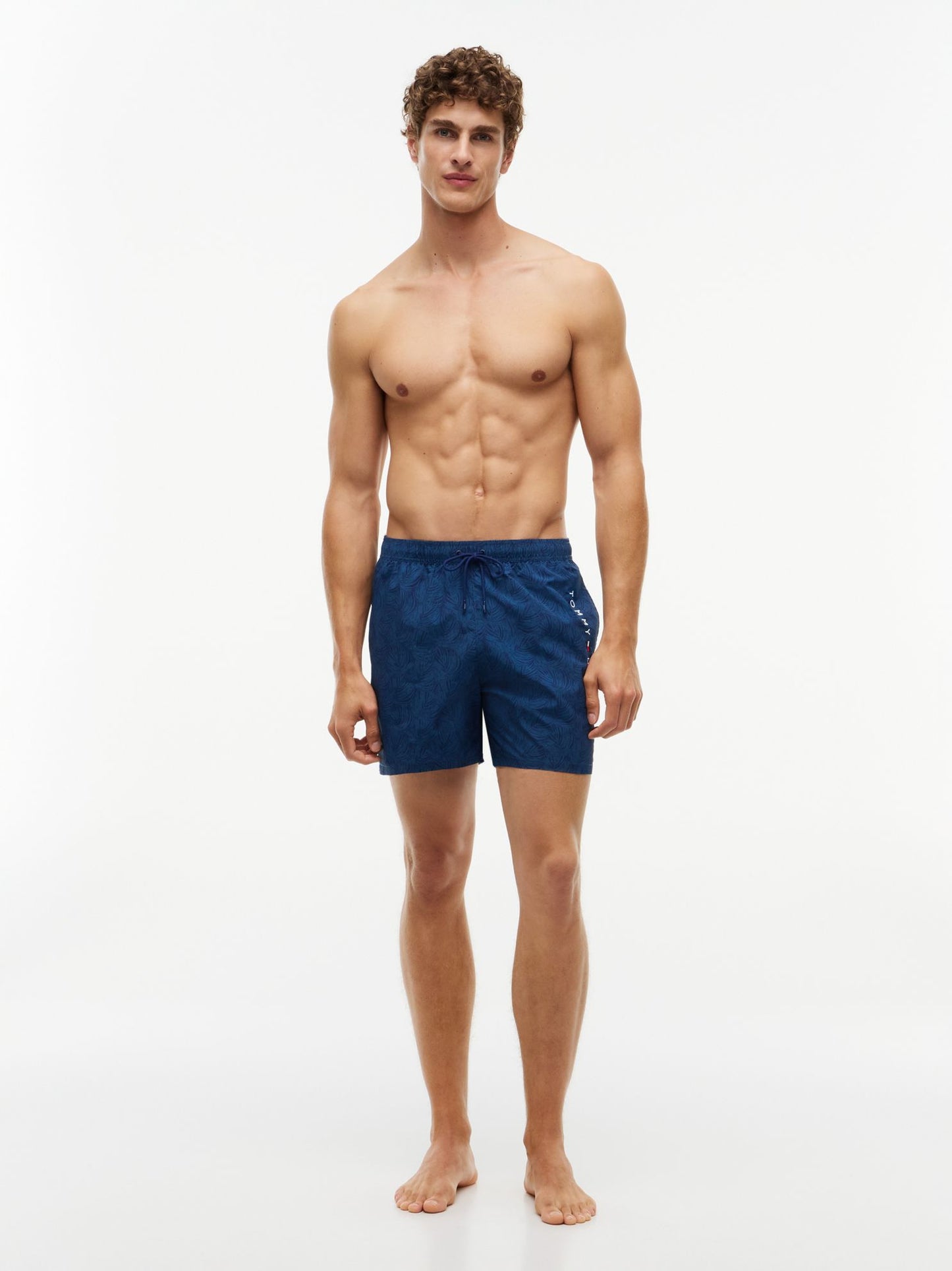 Tommy Hilfiger Palm Leaf Print 7" Swim Trunk