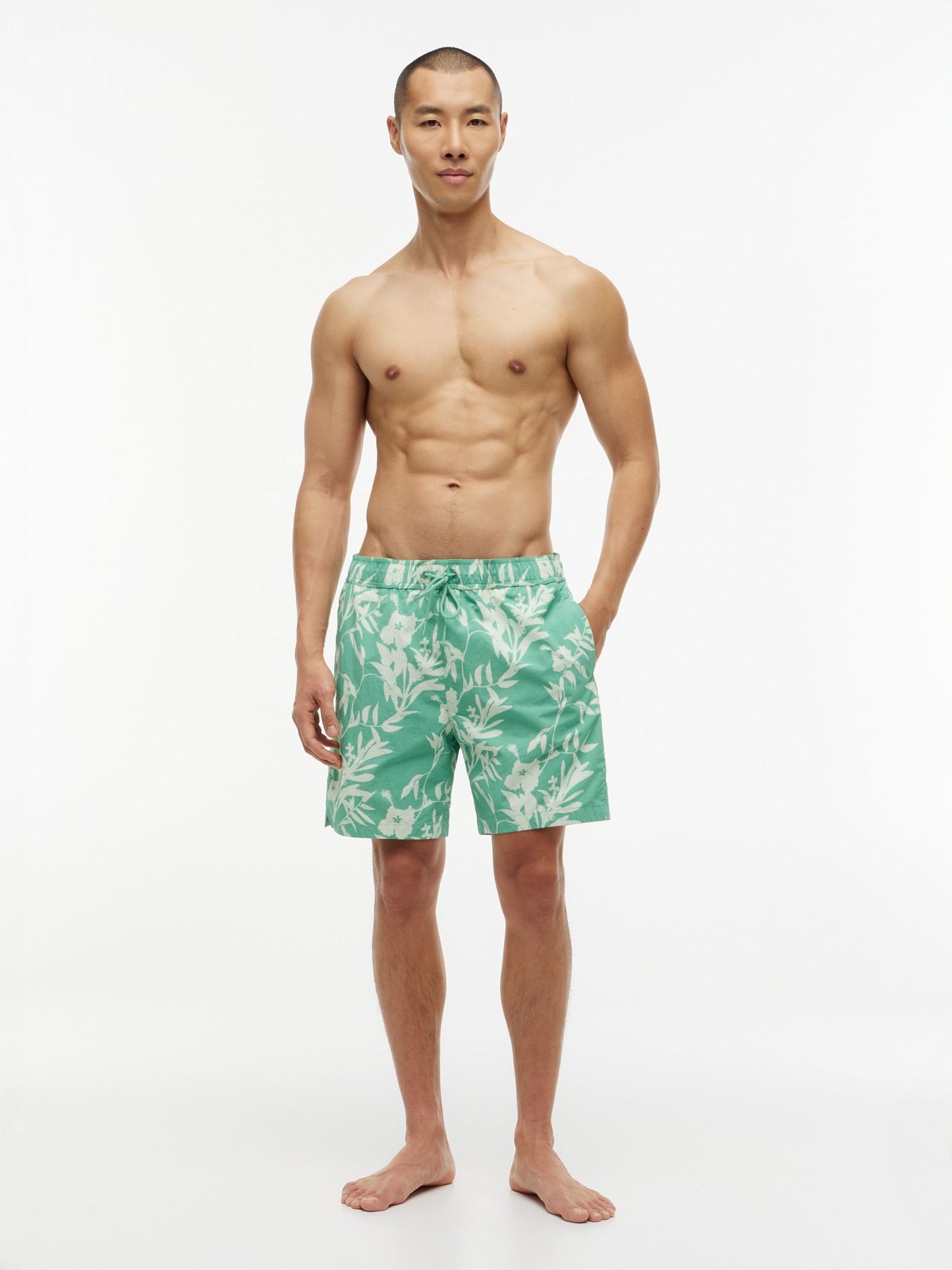 Tommy Hilfiger Tropical Print 7" Swim Trunk