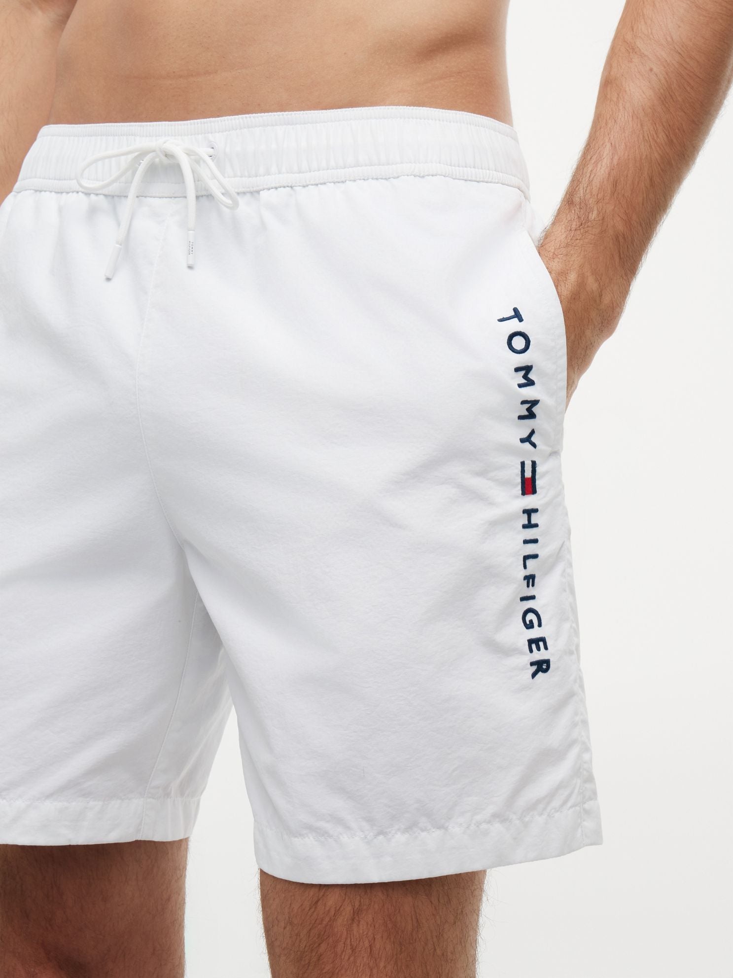 Tommy Hilfiger Tommy Logo 7" Swim Trunk