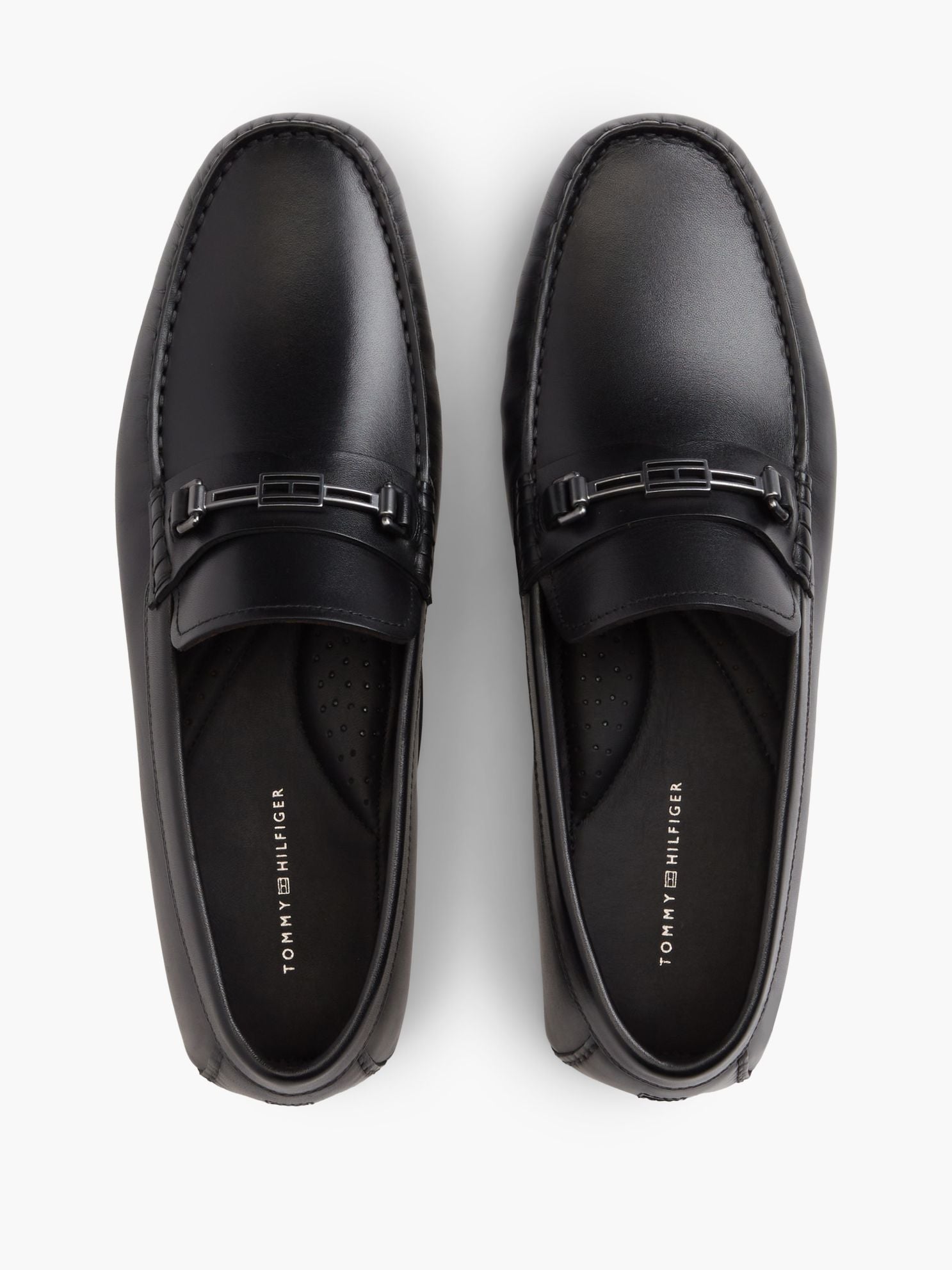 Tommy Hilfiger Flag Hardware Leather Driving Loafer