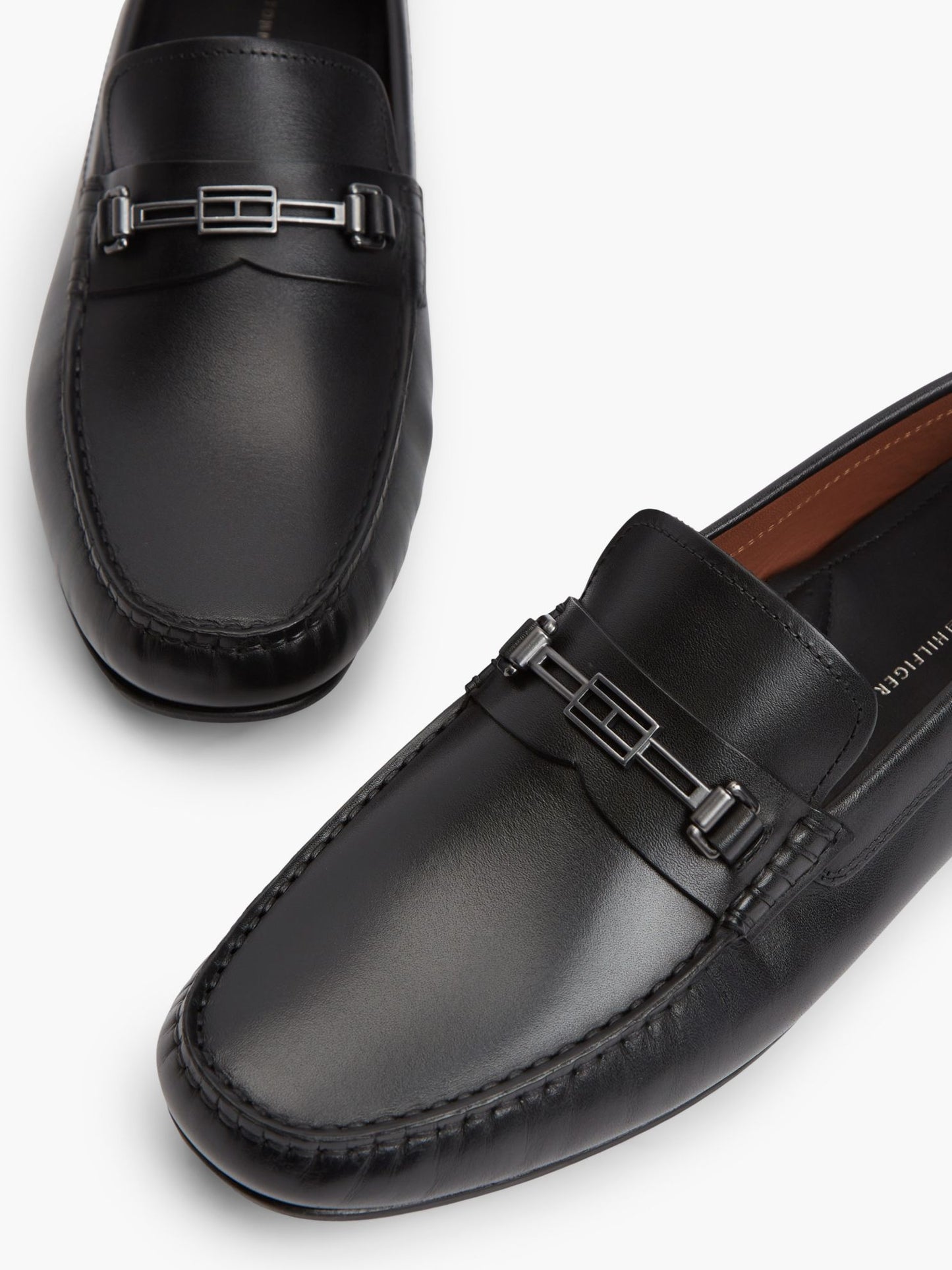Tommy Hilfiger Flag Hardware Leather Driving Loafer
