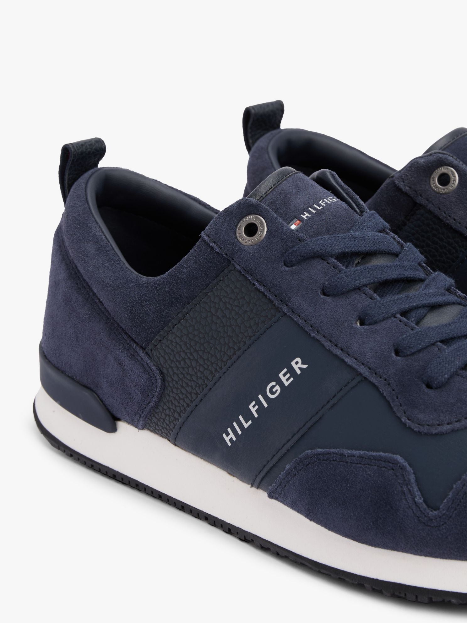 Tommy Hilfiger Suede Mix Tonal Tommy Sneaker