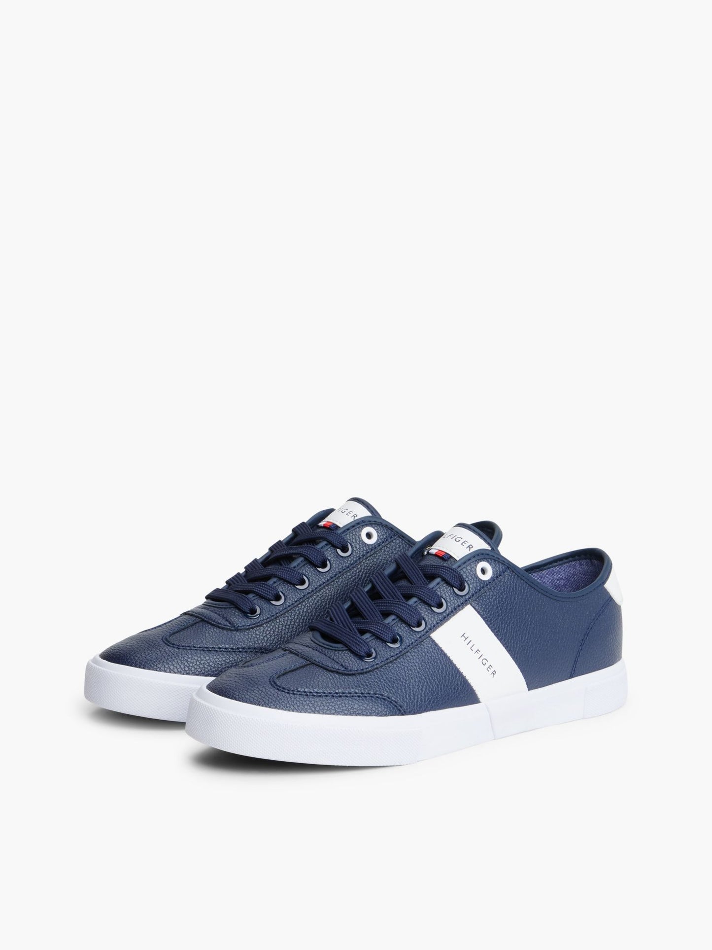 Tommy Hilfiger Pebbled Low-Top Sneaker