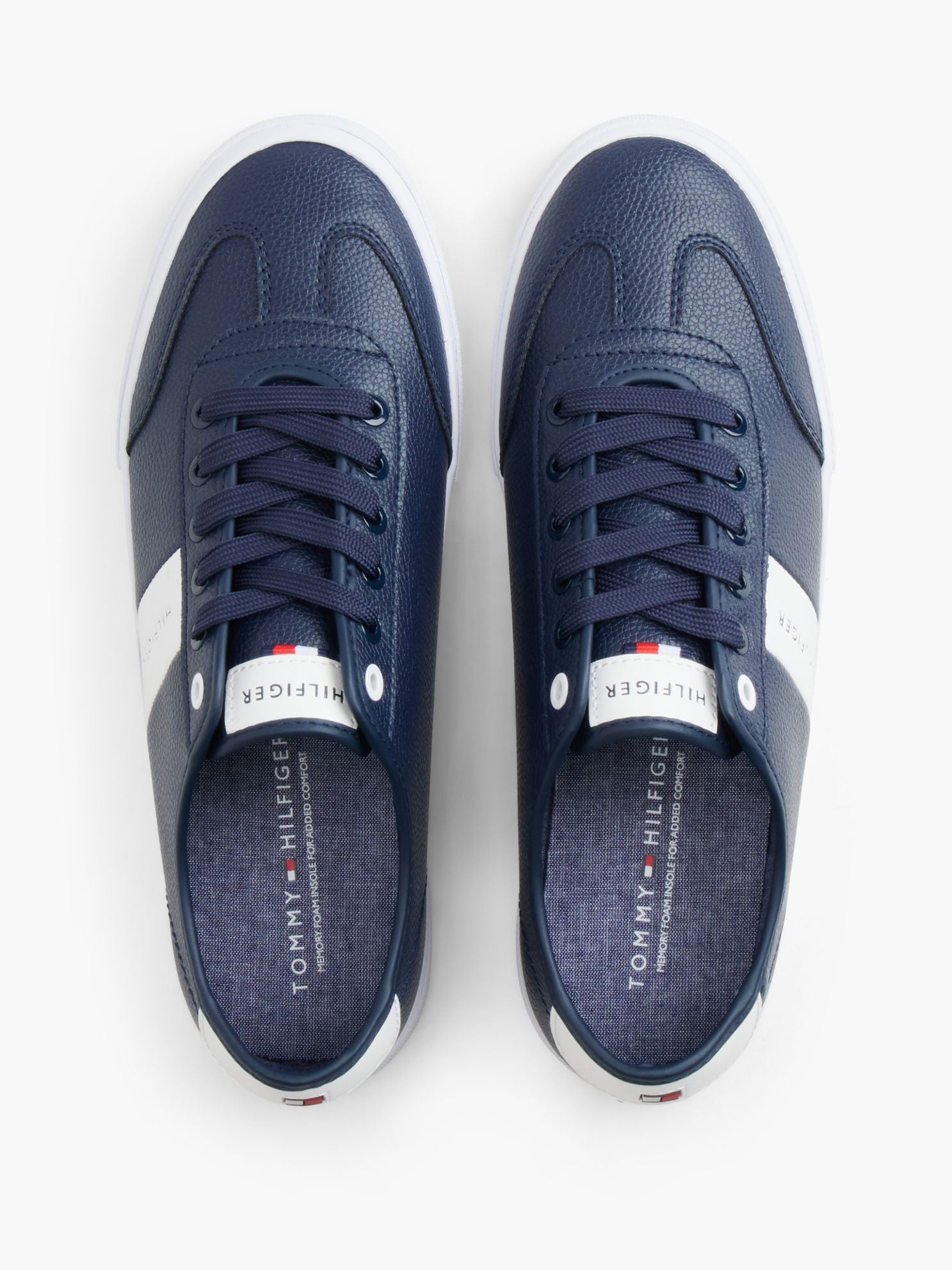 Tommy Hilfiger Pebbled Low-Top Sneaker