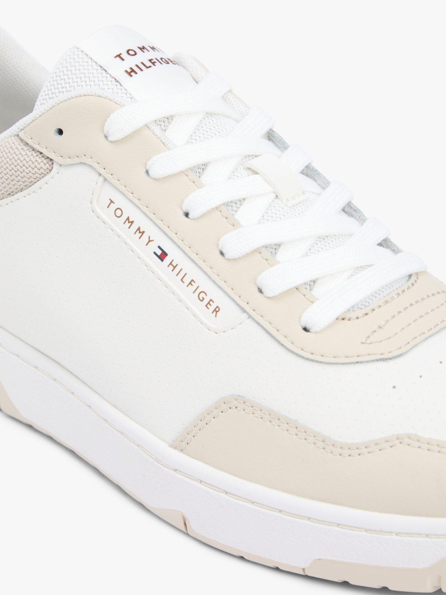 Tommy Hilfiger Leather Mix Low-Top Sneaker