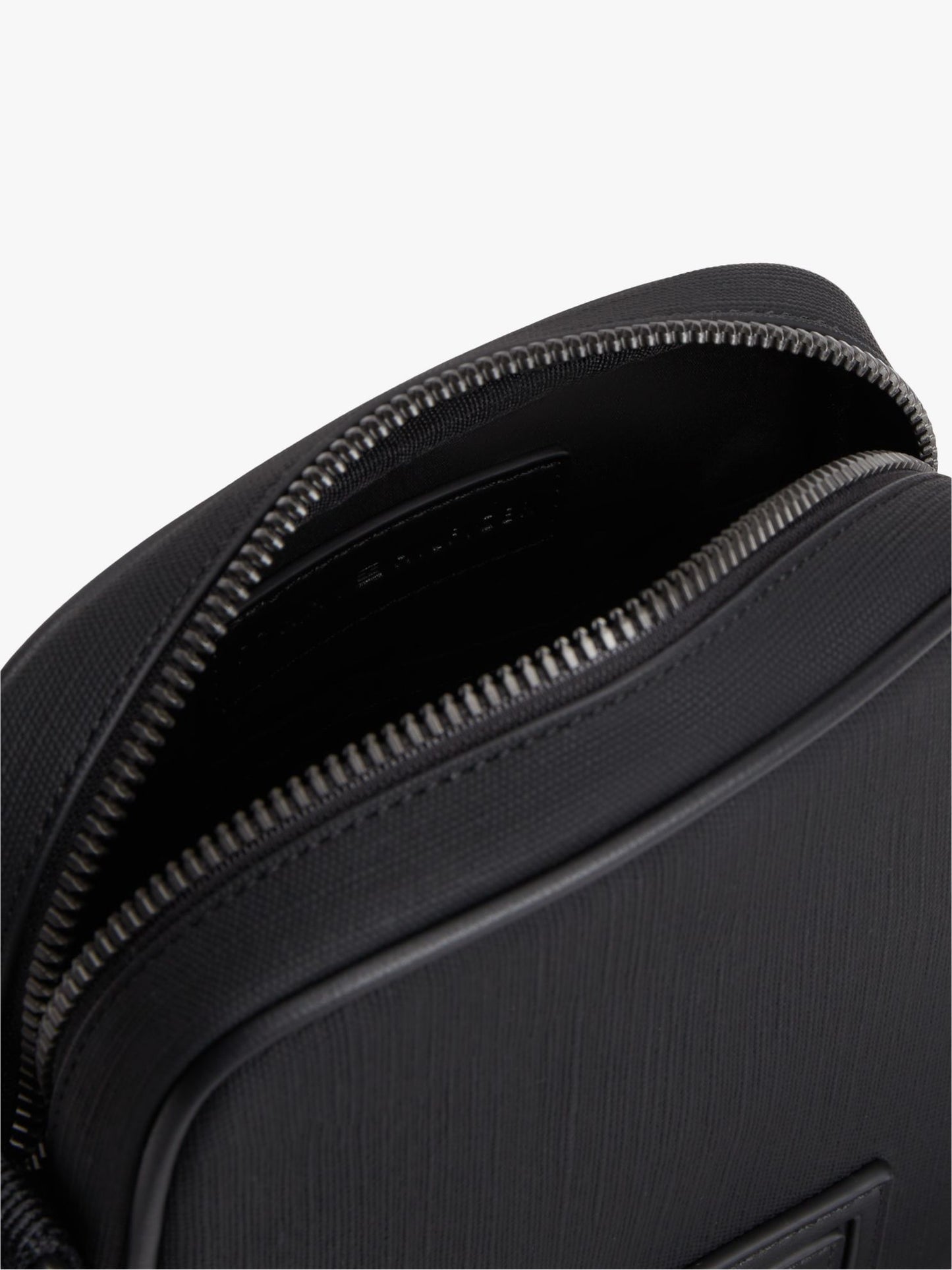 Tommy Hilfiger Hilfiger Logo Textured Mini Reporter Bag