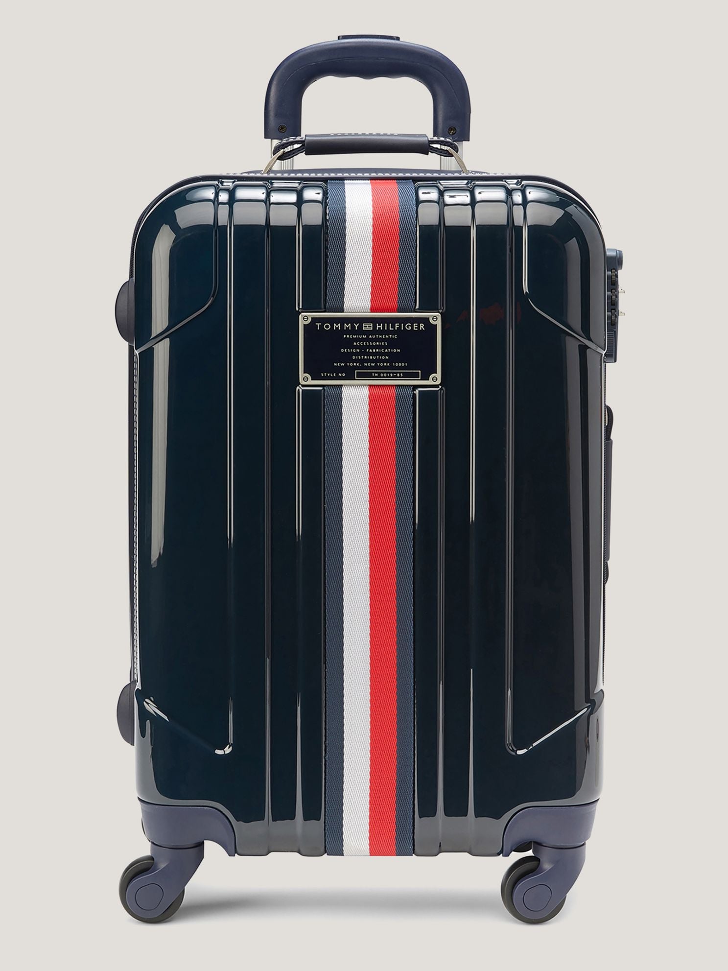 Tommy Hilfiger 21" Hardcase Spinner Suitcase