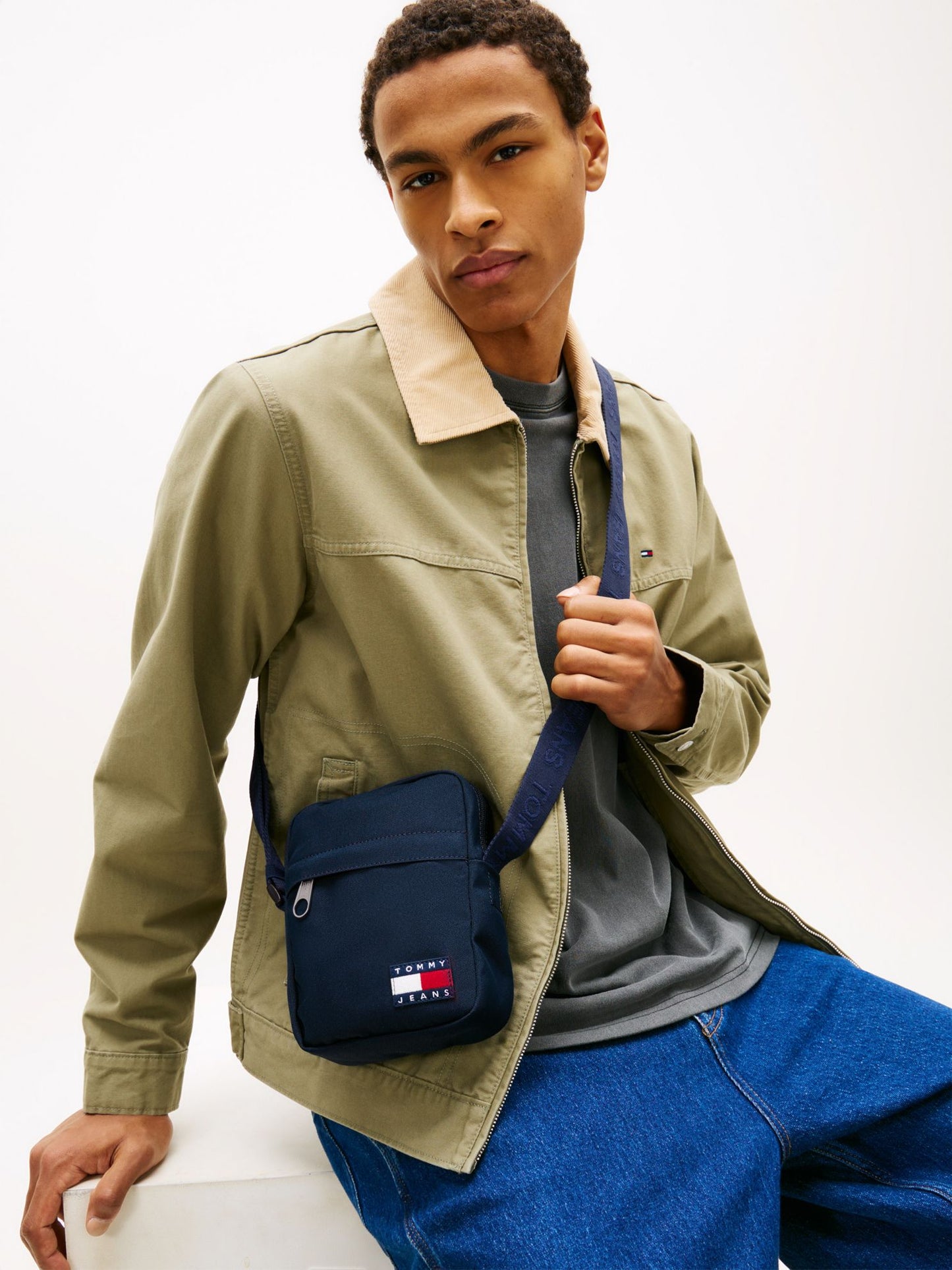 Tommy Hilfiger Tommy Jeans Essential Reporter Bag