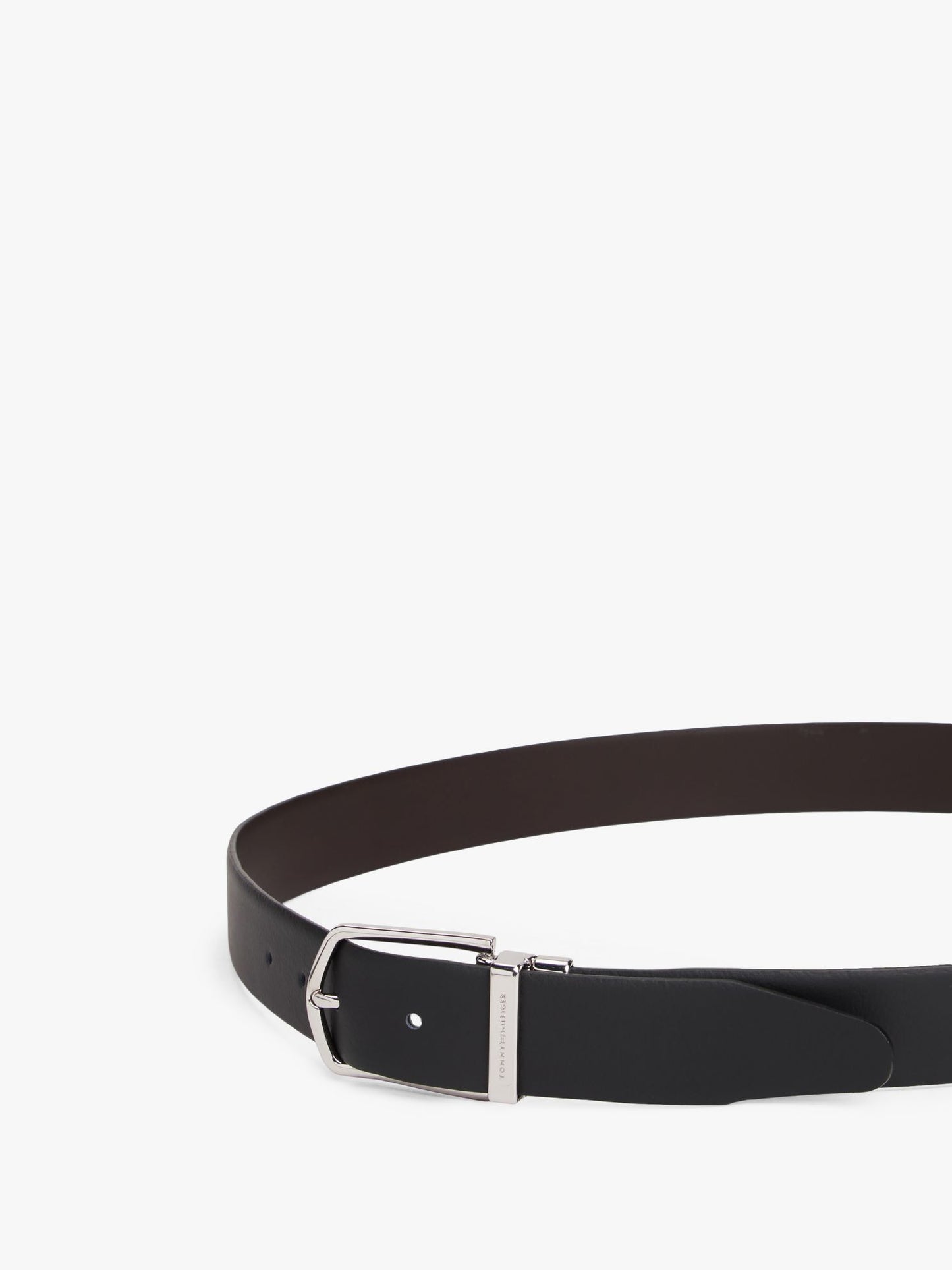 Tommy Hilfiger Round Buckle Reversible Leather Belt