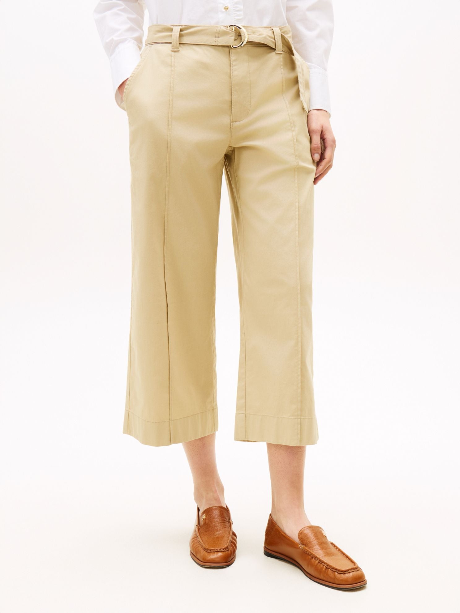 Tommy Hilfiger Belted Wide-Leg Chino