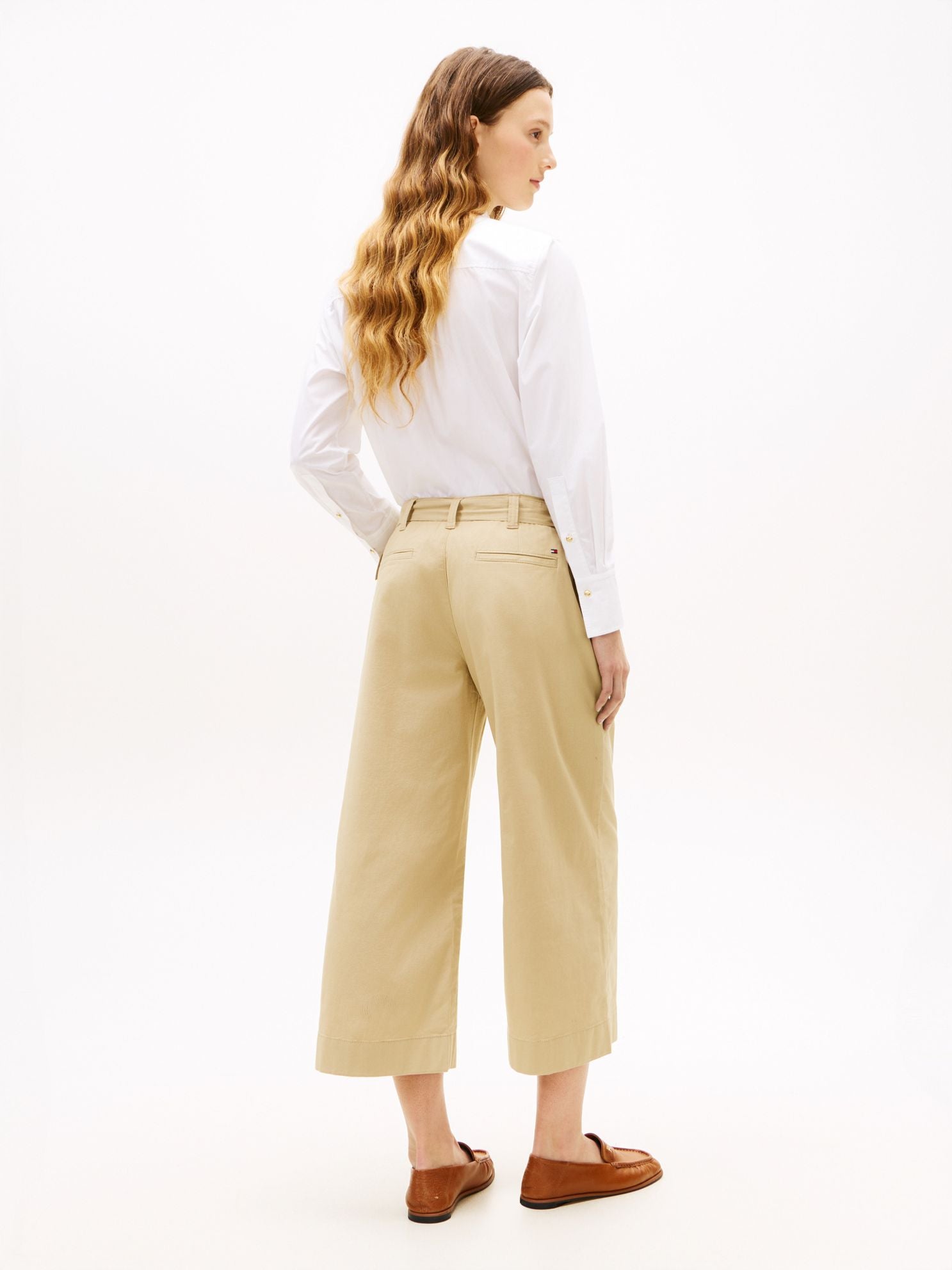 Tommy Hilfiger Belted Wide-Leg Chino