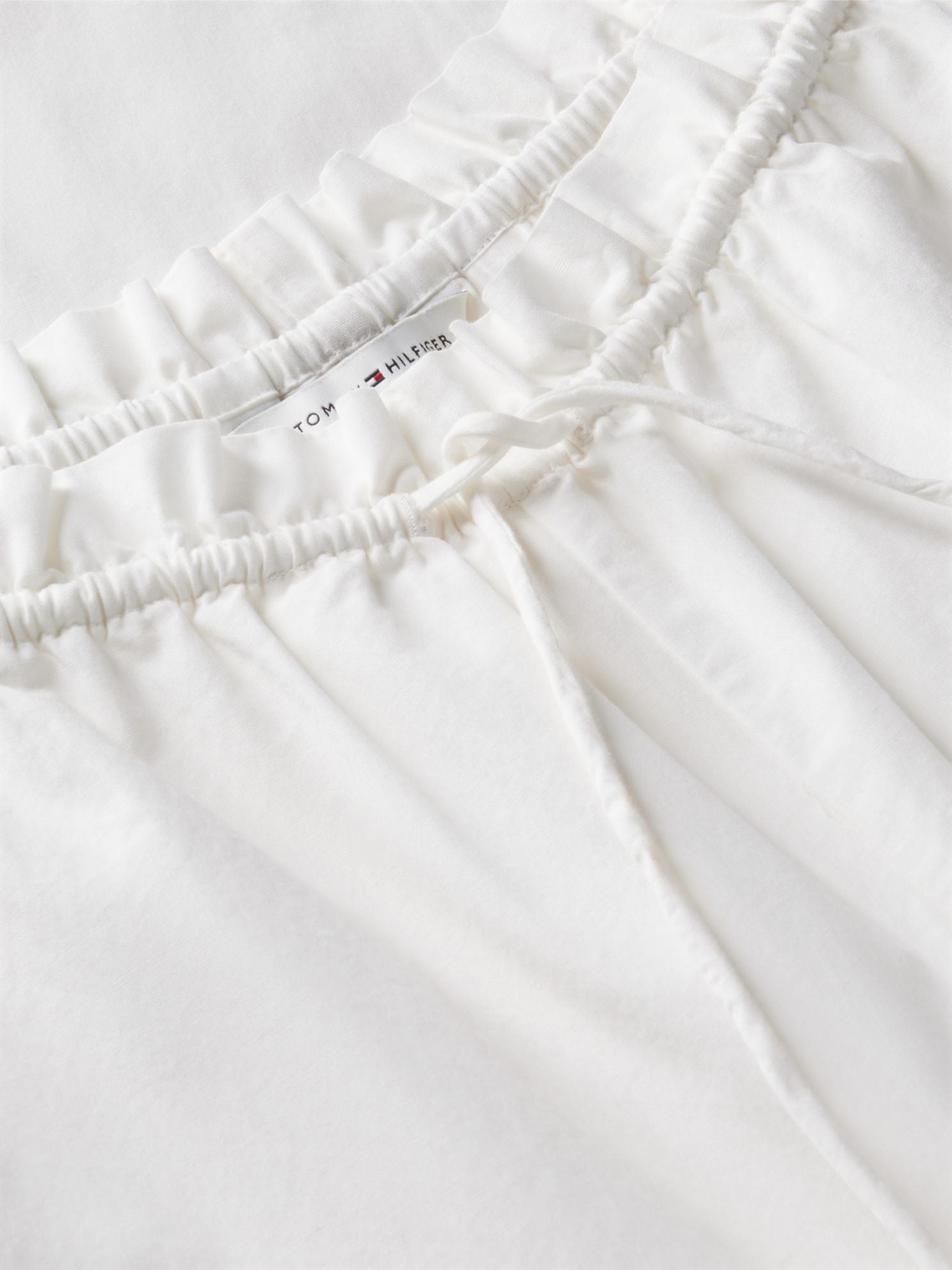 Tommy Hilfiger Embroidered Eyelet Cropped Pull-On Pant
