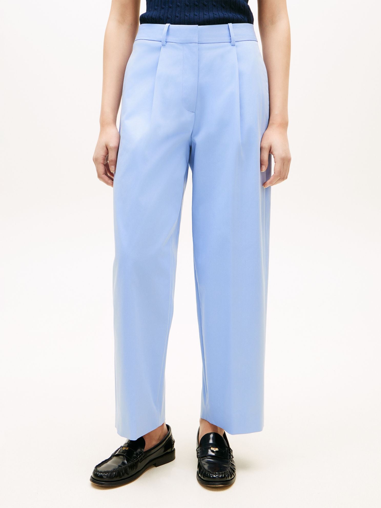 Tommy Hilfiger Pleated Twill Barrel Chino