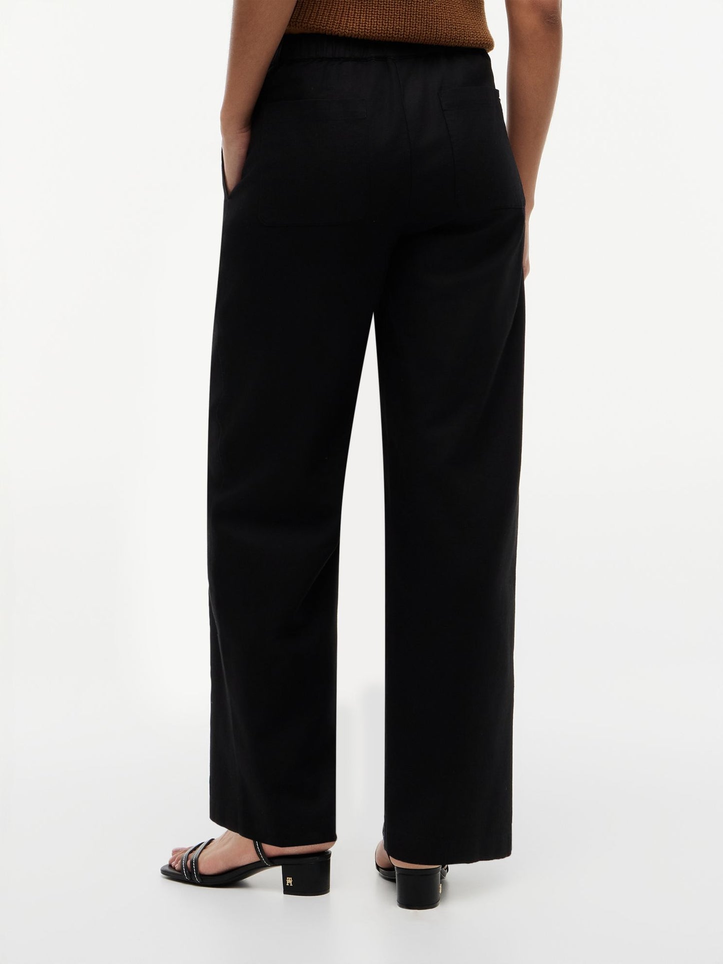 Tommy Hilfiger Lightweight Twill Straight Leg Pant