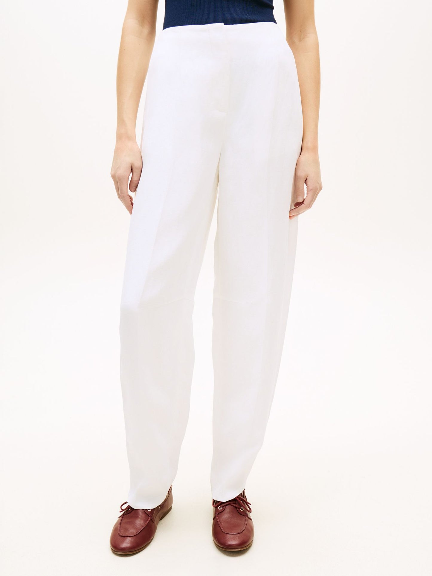 Tommy Hilfiger Tailored Linen-Blend Barrel Pant