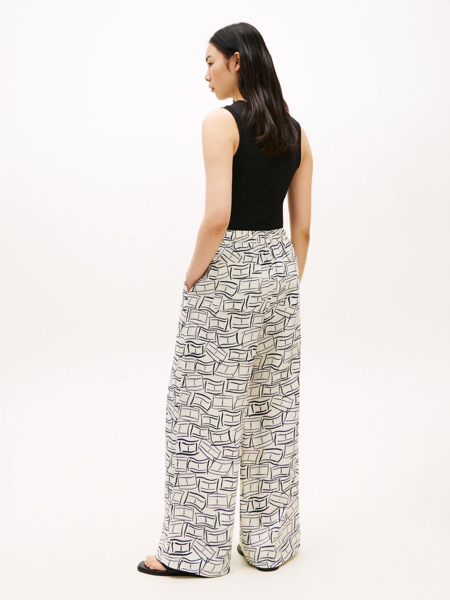 Tommy Hilfiger Relaxed Linen Pull-On Pant