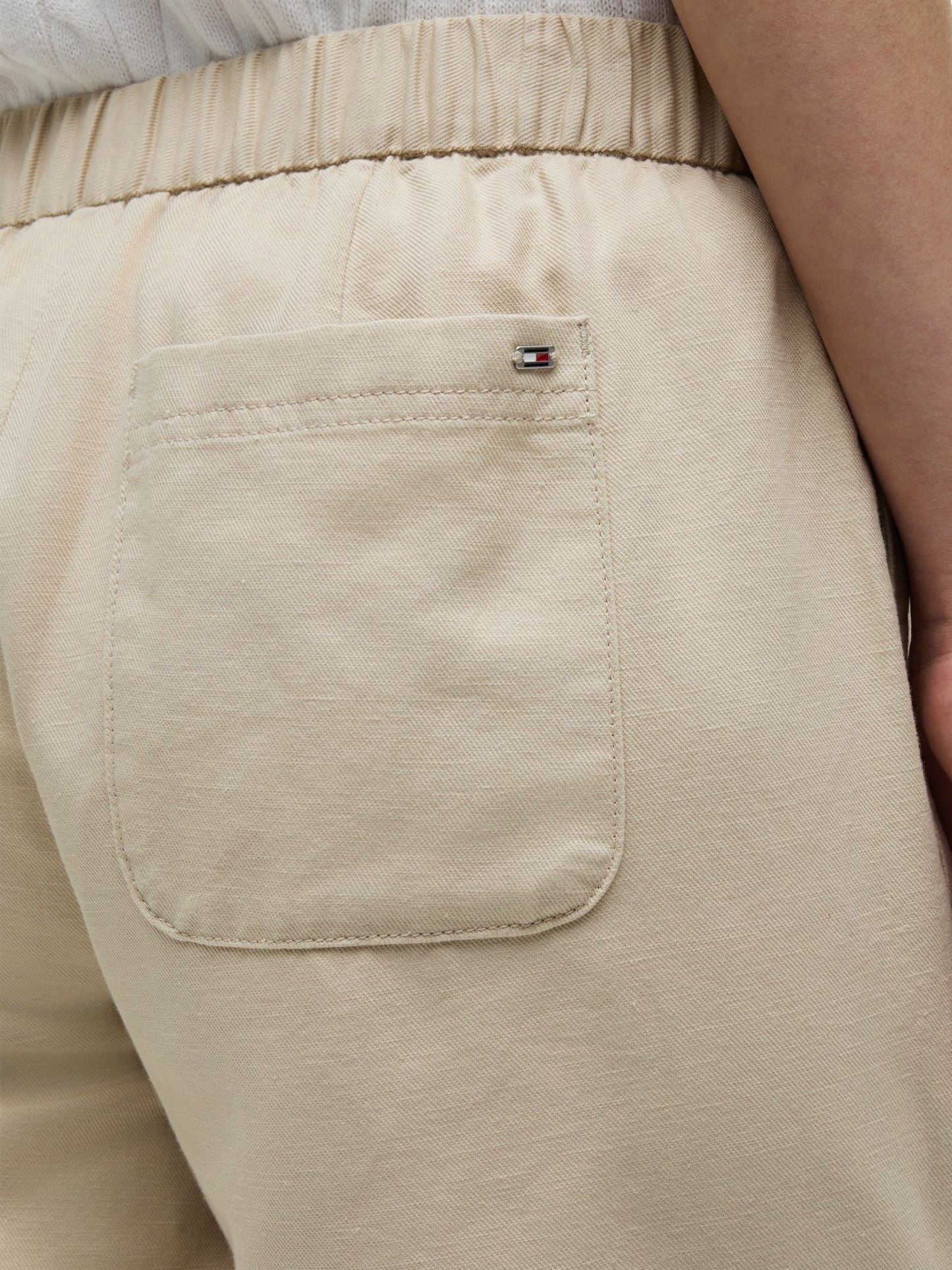 Tommy Hilfiger Linen-Blend 11" Bermuda Short