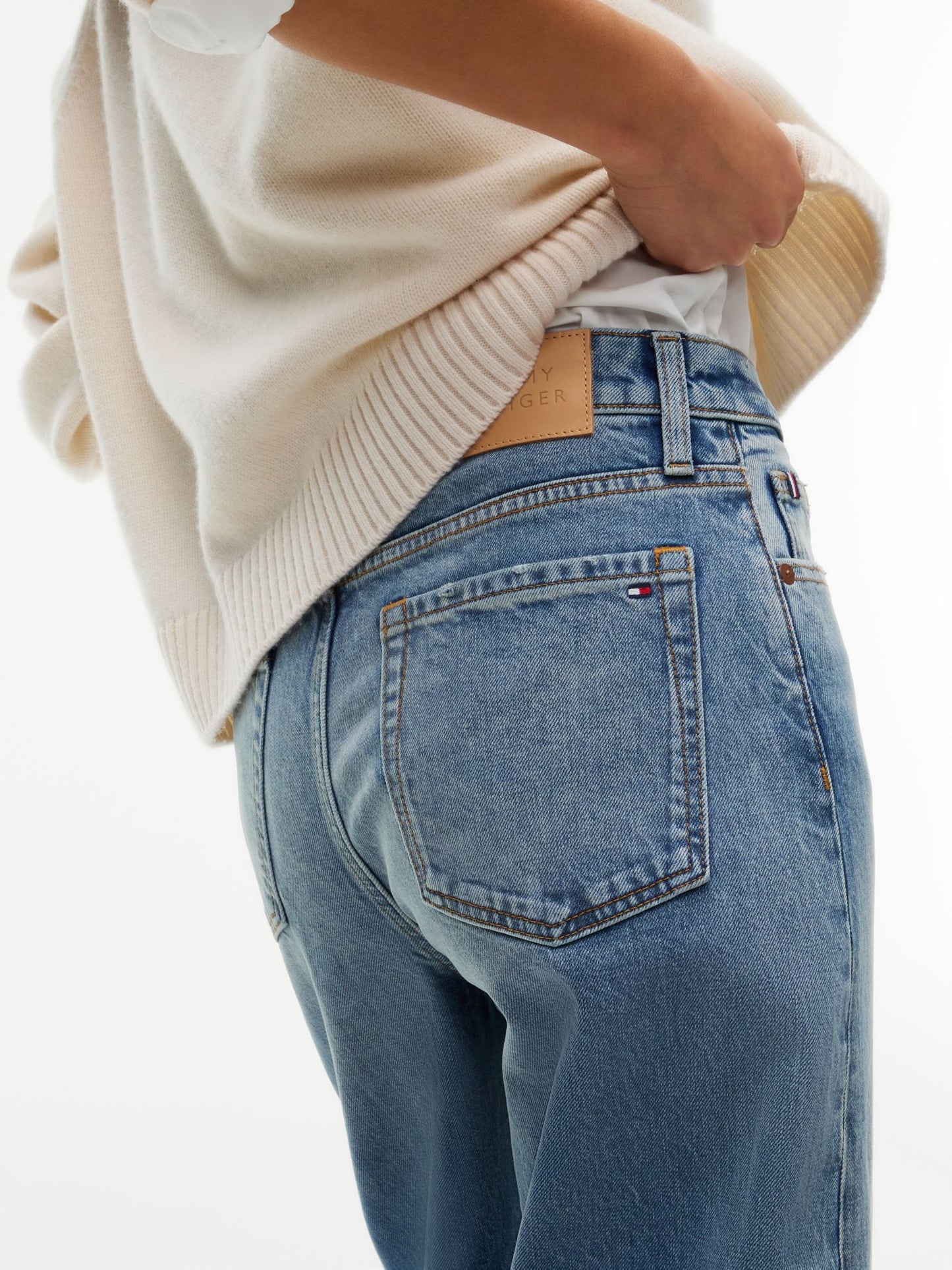 Tommy Hilfiger Stretch High-Rise Barrel Jean