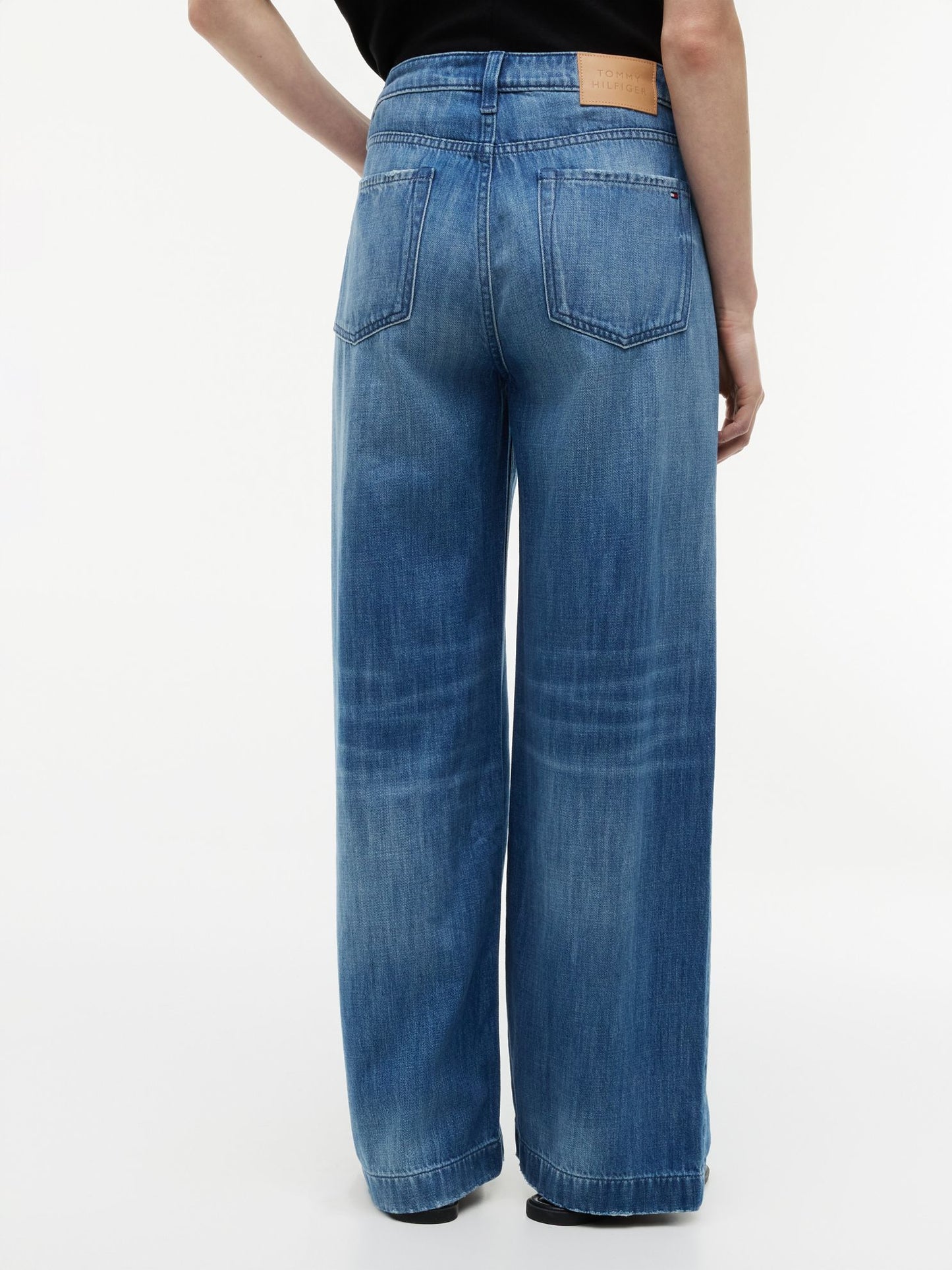 Tommy Hilfiger Pull-On Wide Leg Jean