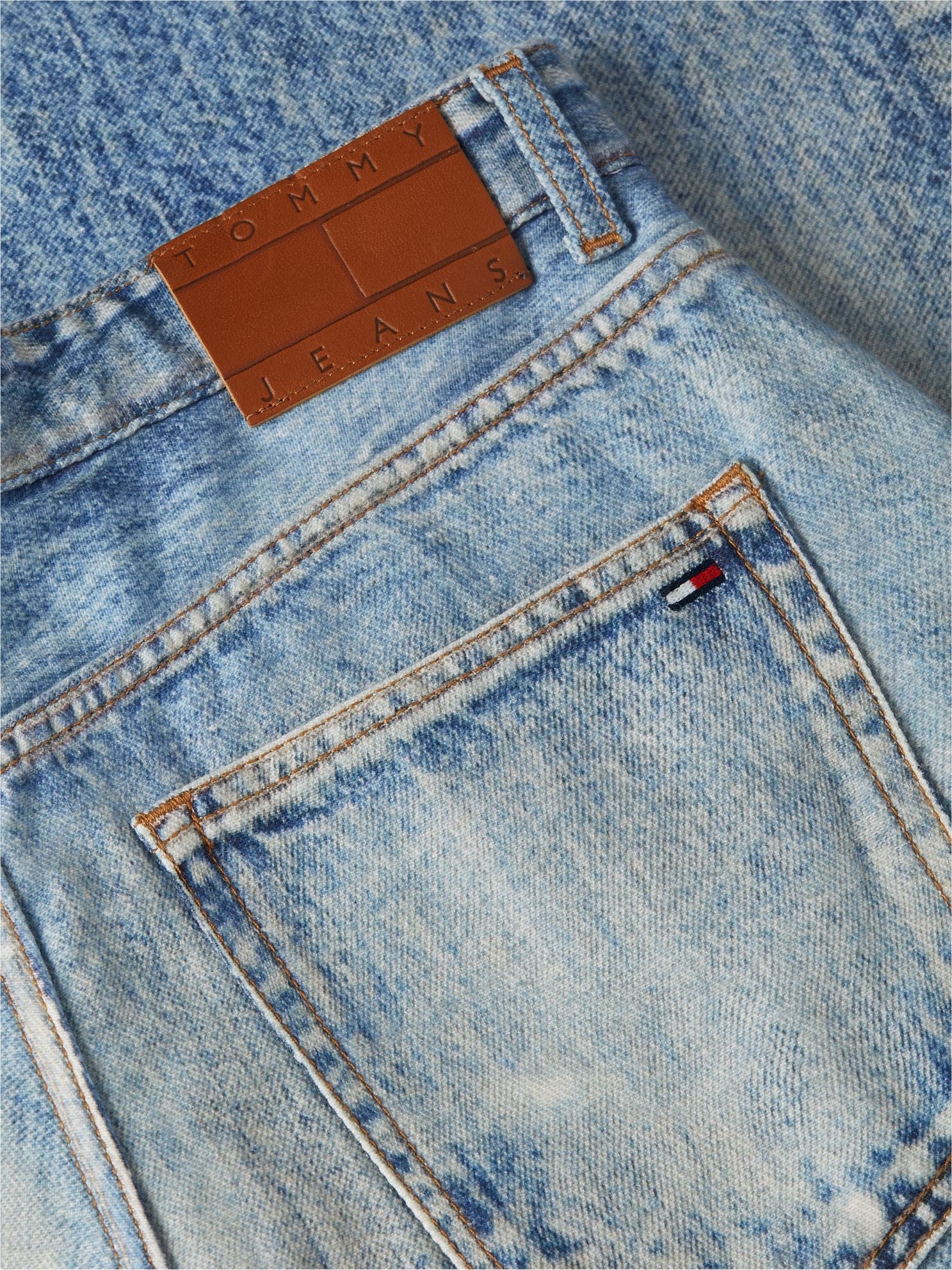 Tommy Hilfiger Tommy Jeans Distressed Wide Leg Jean