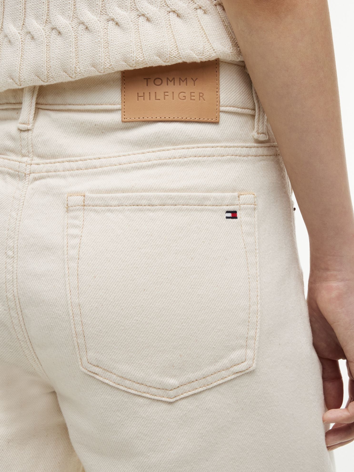 Tommy Hilfiger Stretch High-Rise Barrel Jean