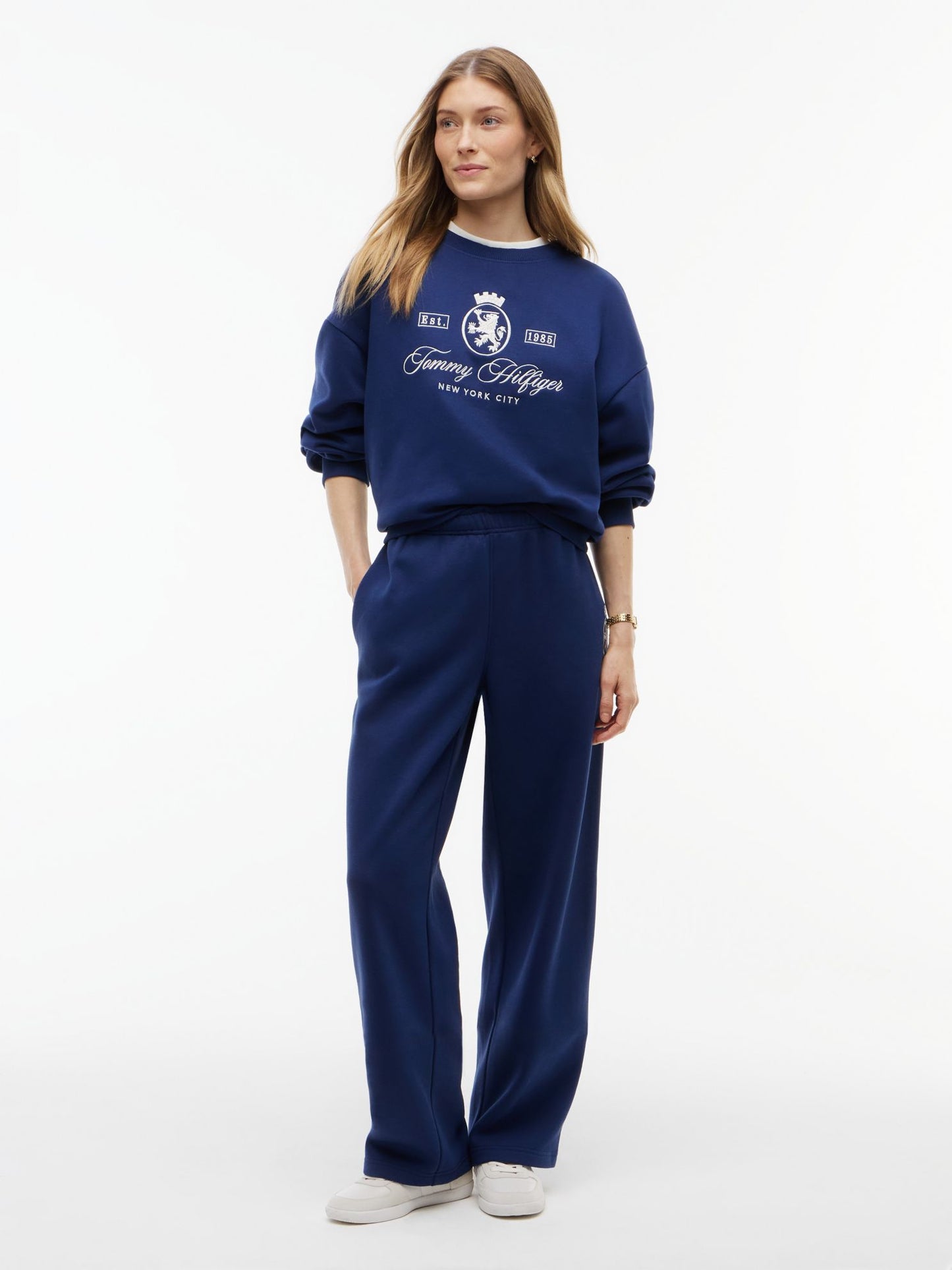 Tommy Hilfiger Varsity Crest Brushed-Back Sweatpant